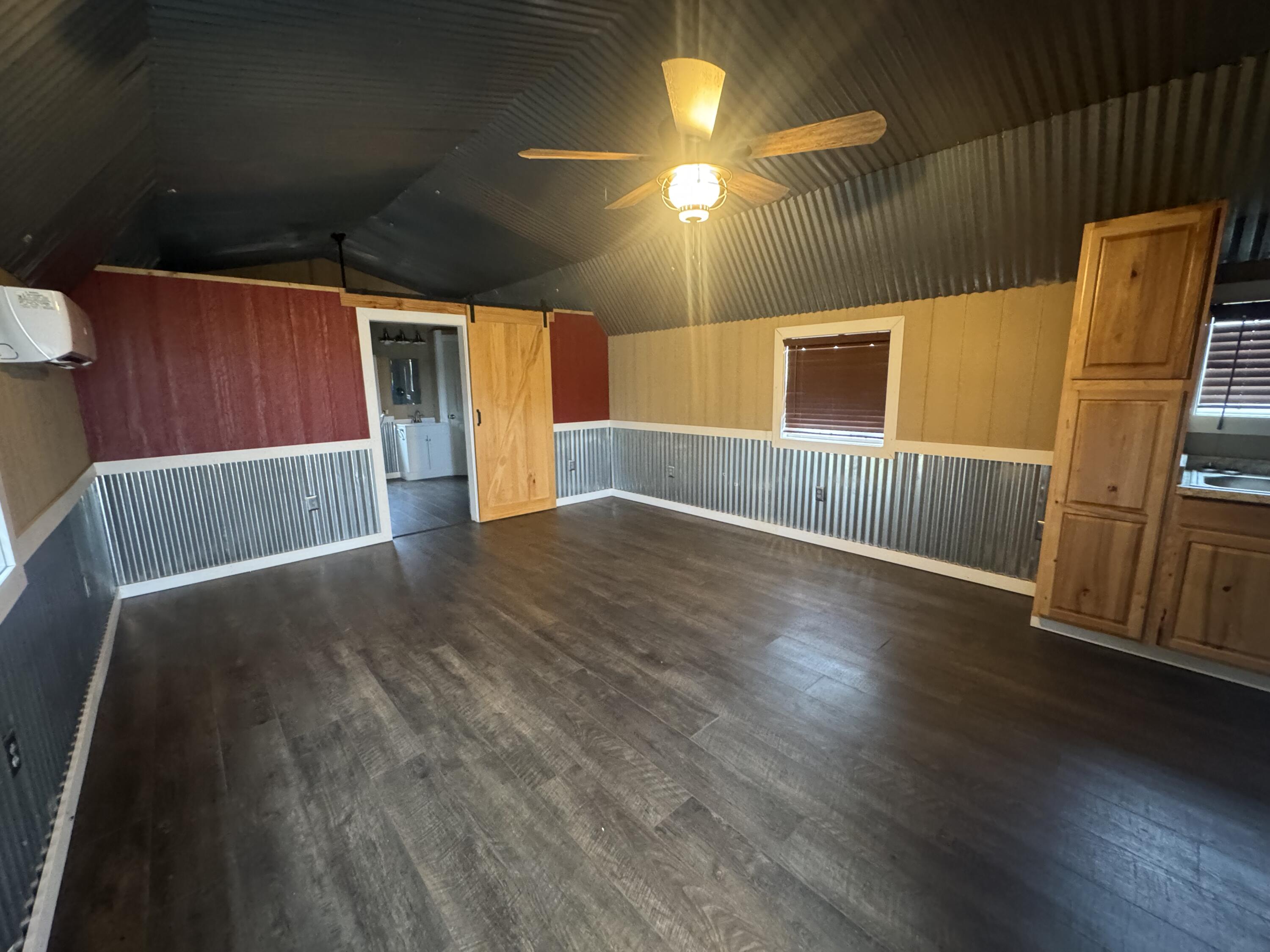 19370 Urchin Drive Property Photo 10
