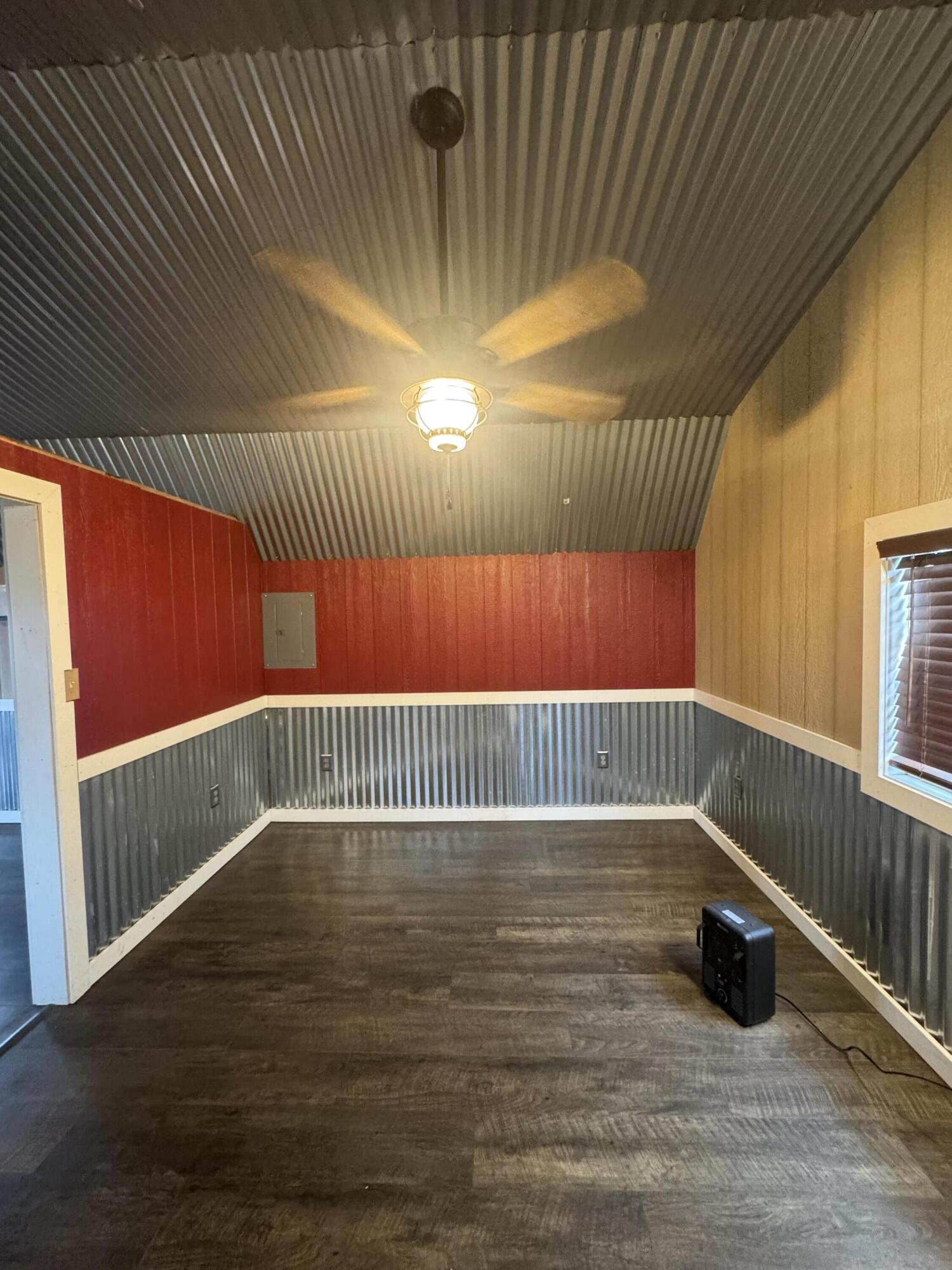 19370 Urchin Drive Property Photo 11