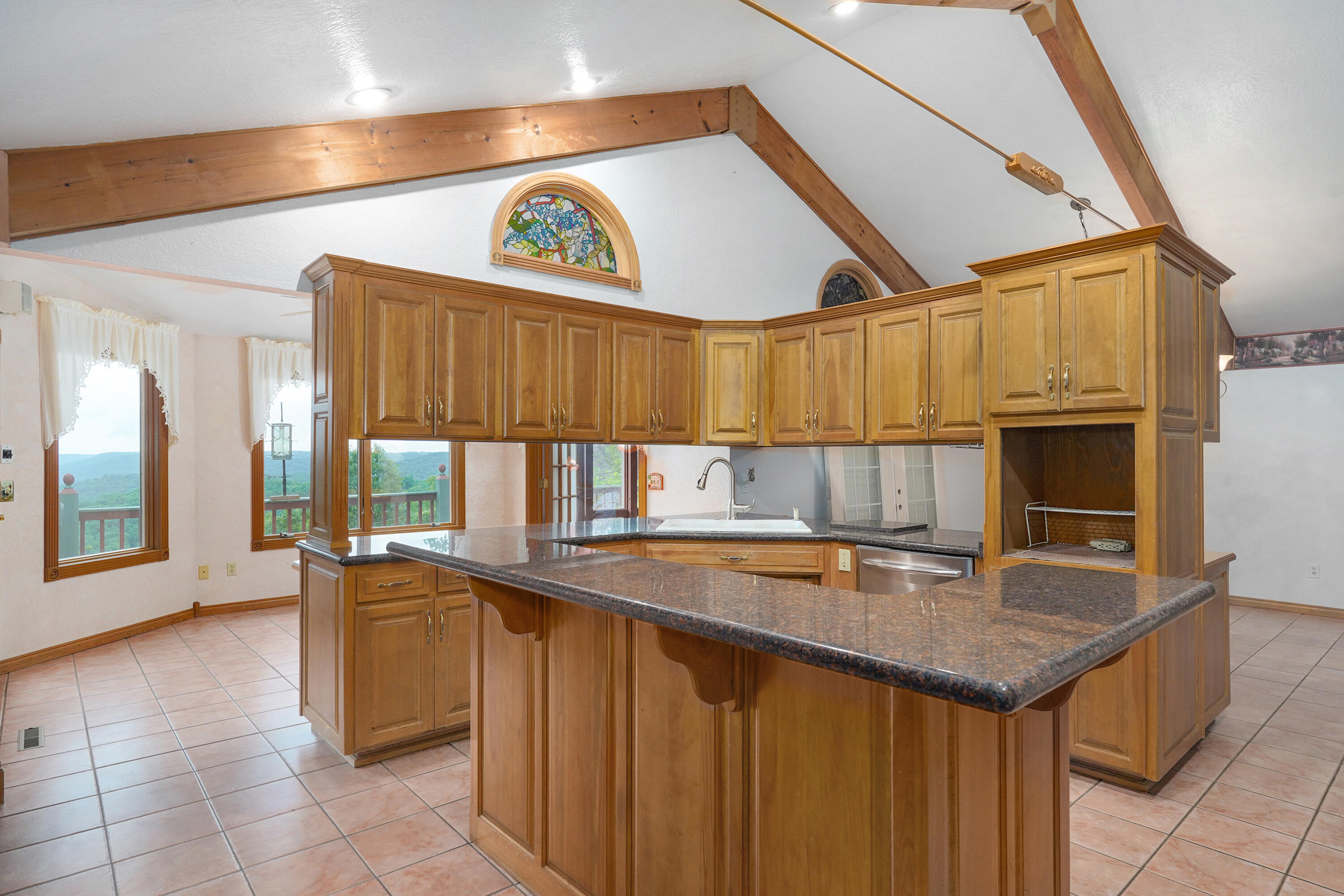 1908 Center Road Property Photo 6