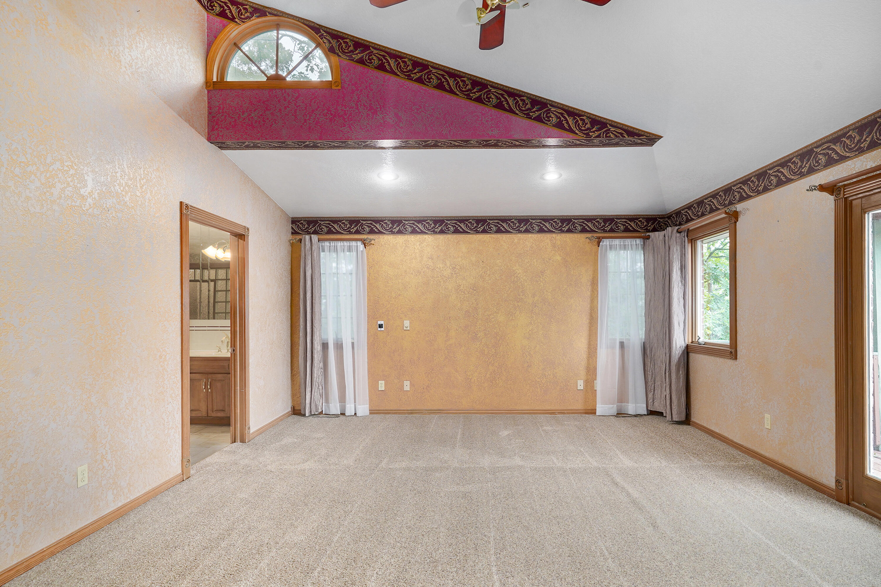 1908 Center Road Property Photo 34