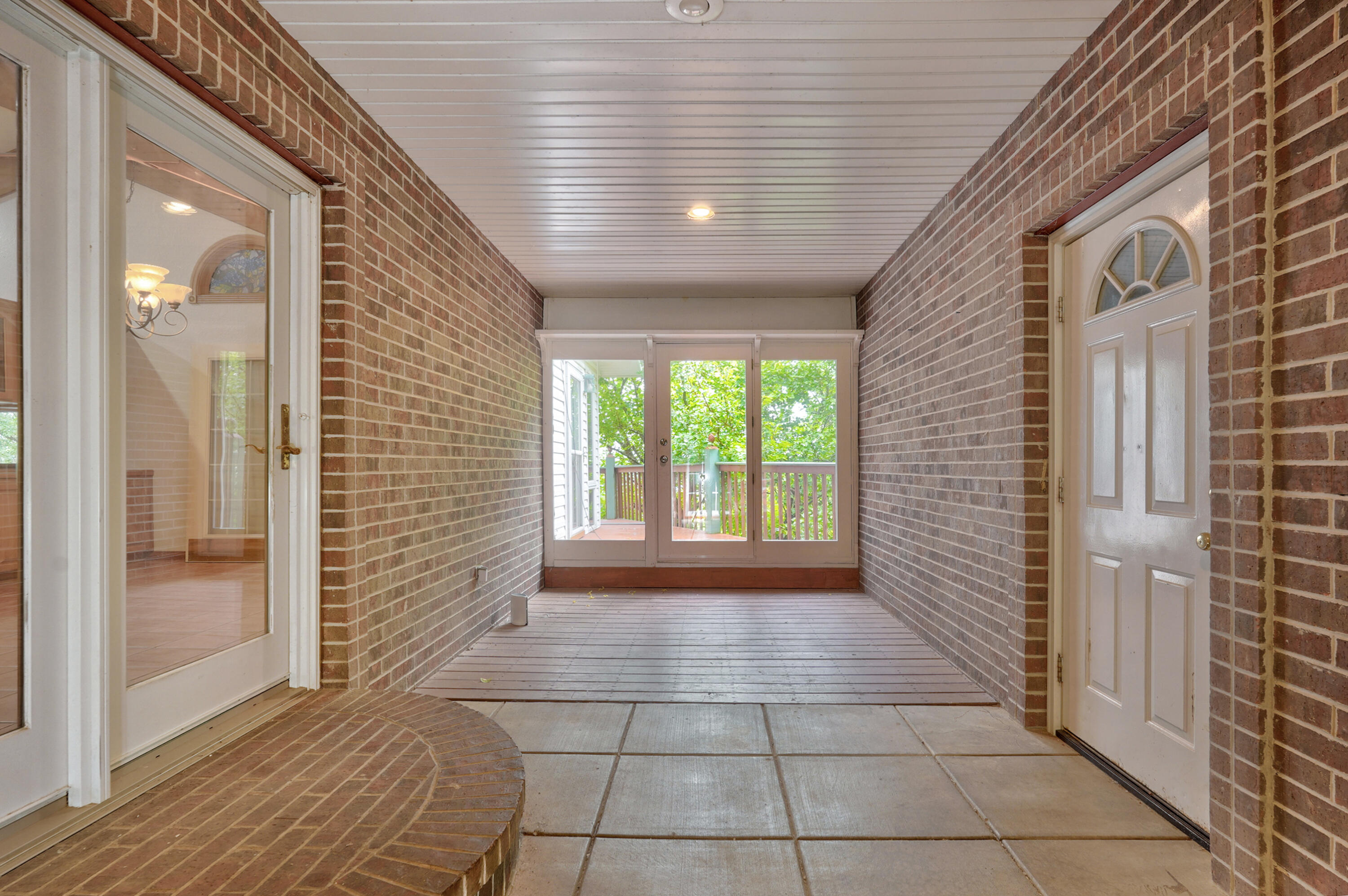 1908 Center Road Property Photo 43