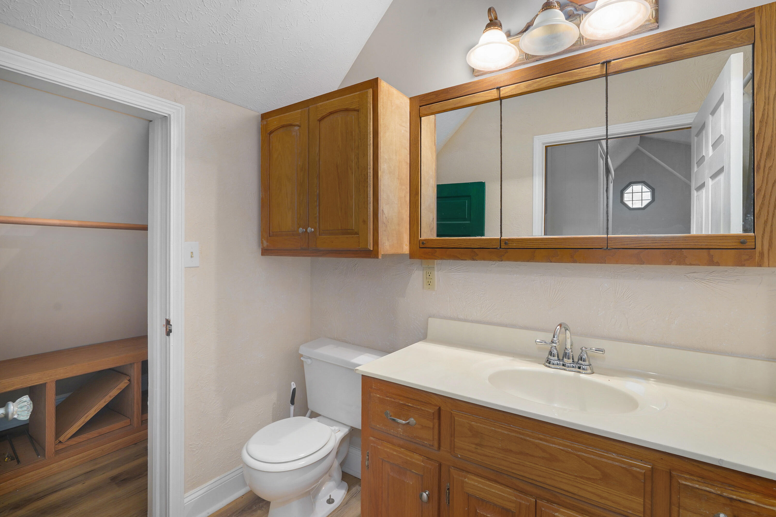 1908 Center Road Property Photo 55