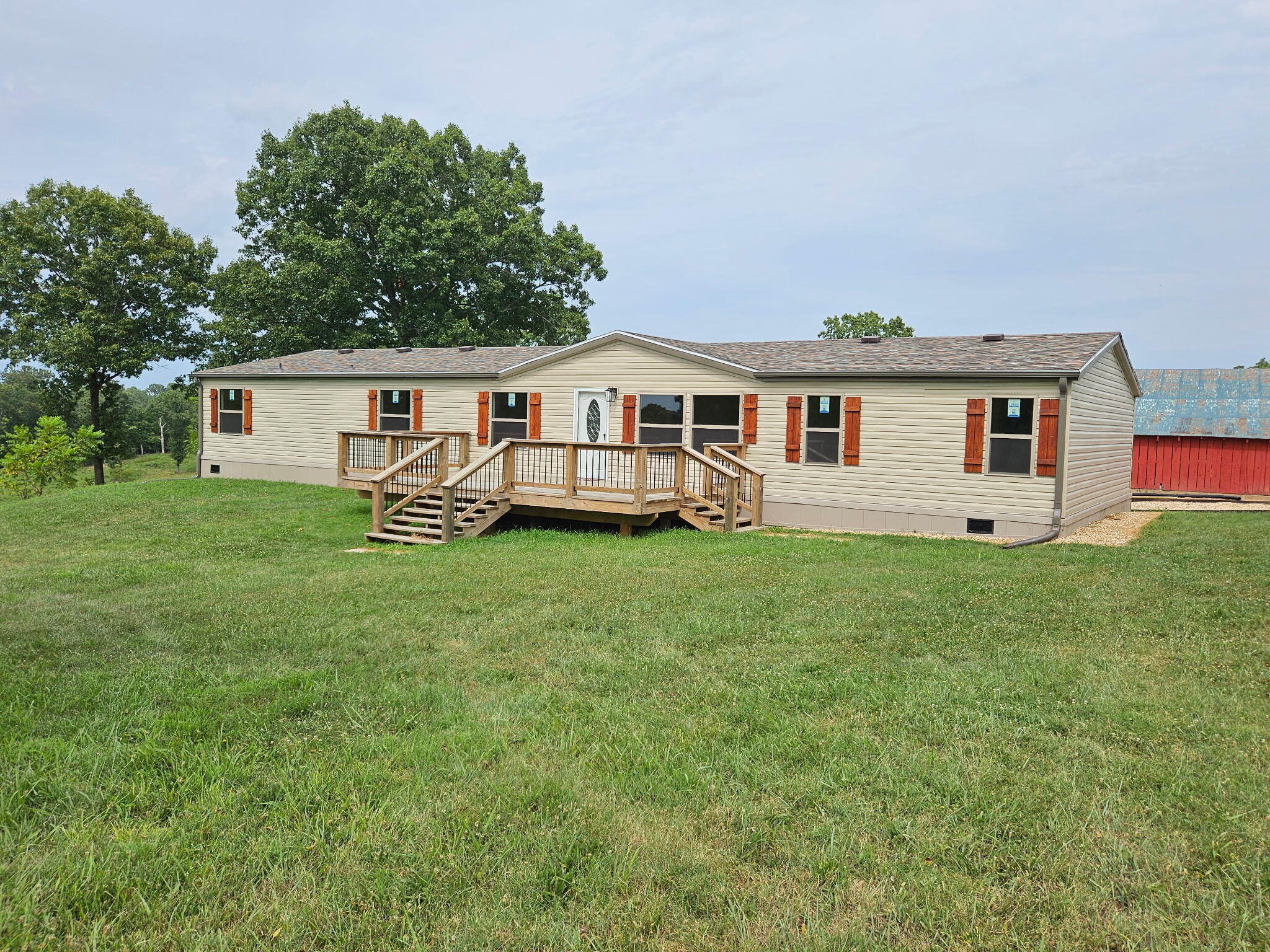 1032 County Road A-409 Property Photo 2