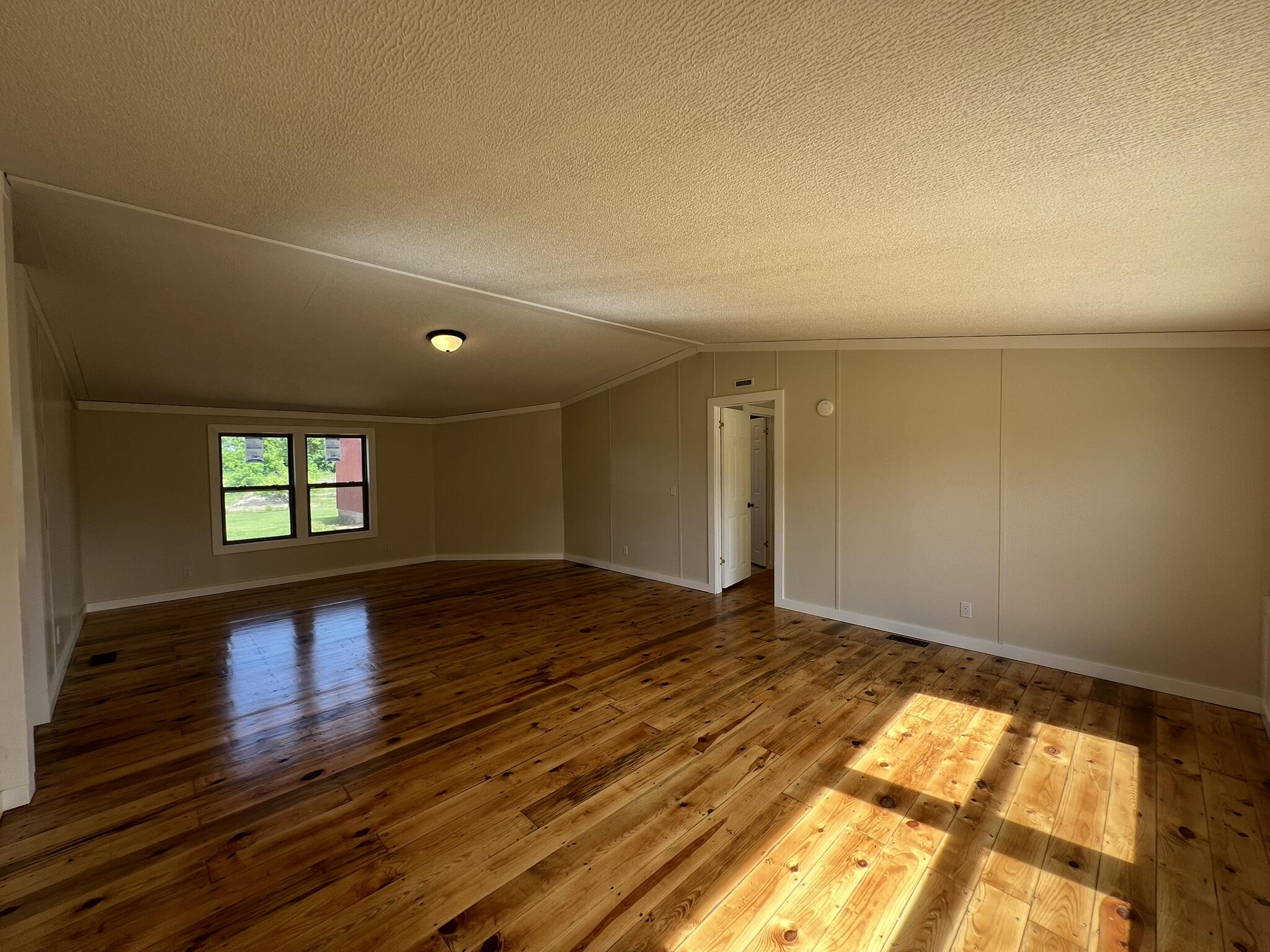 1032 County Road A-409 Property Photo 15