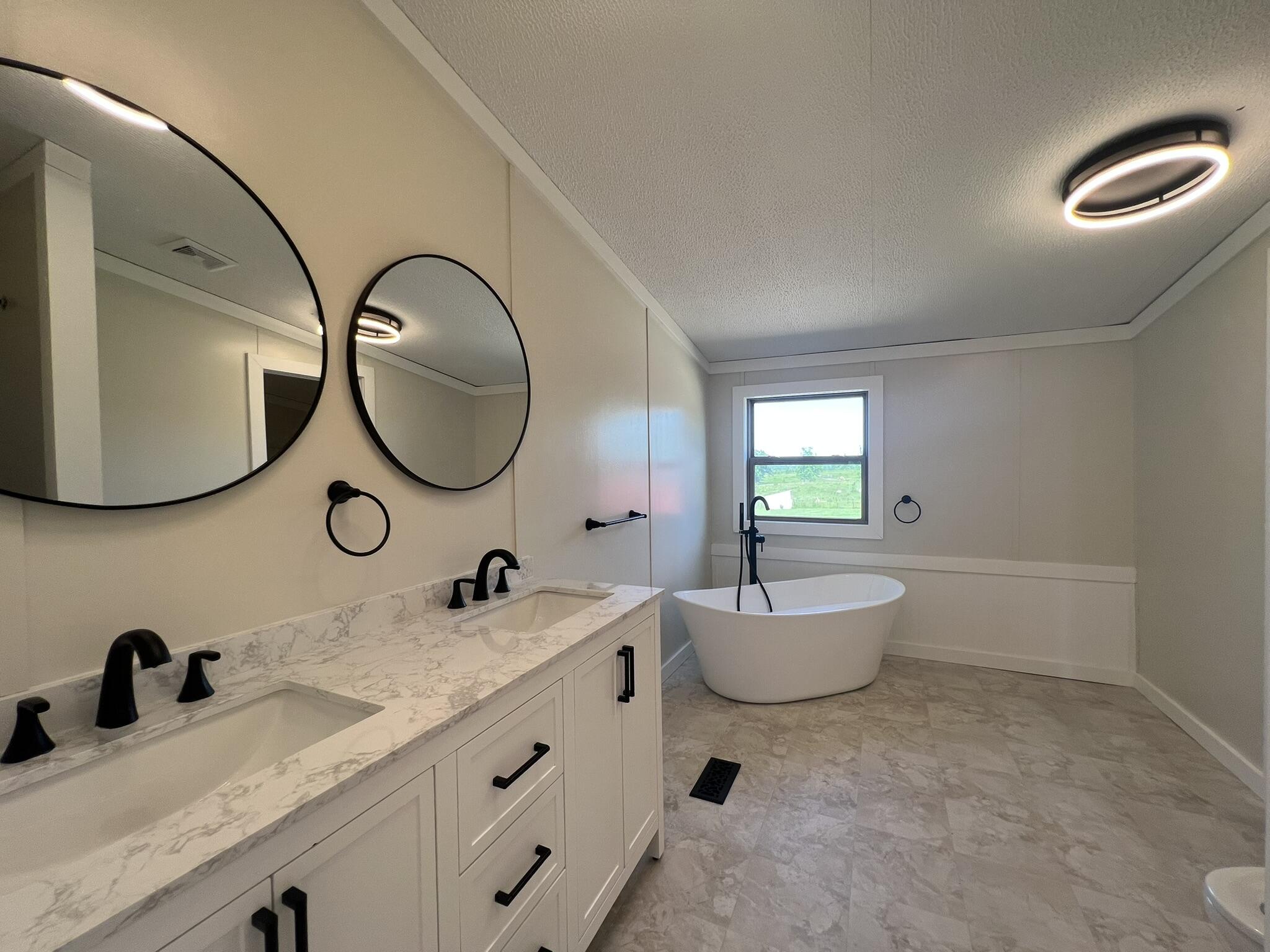 1032 County Road A-409 Property Photo 18