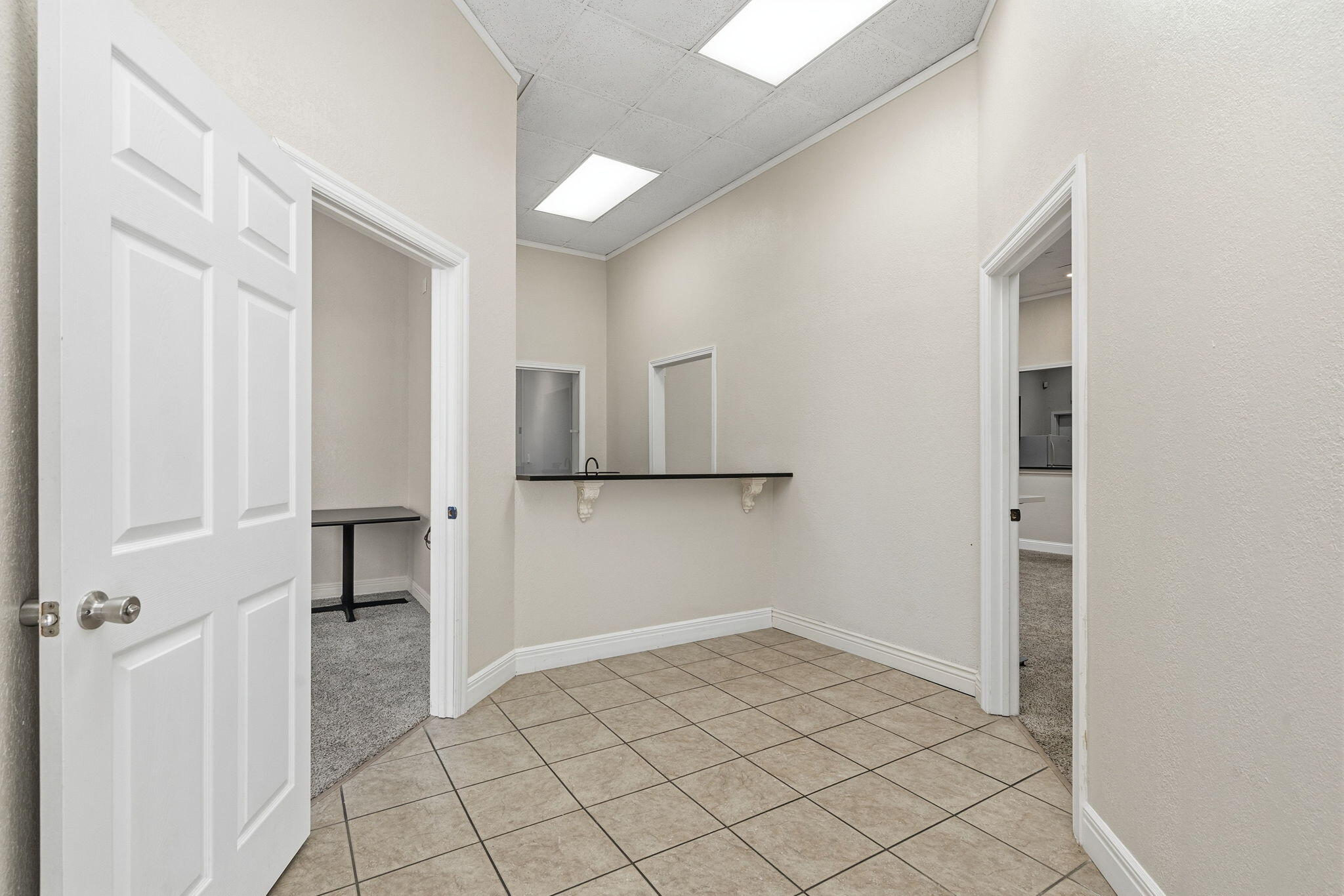 590 West Pacific Street Property Photo 18