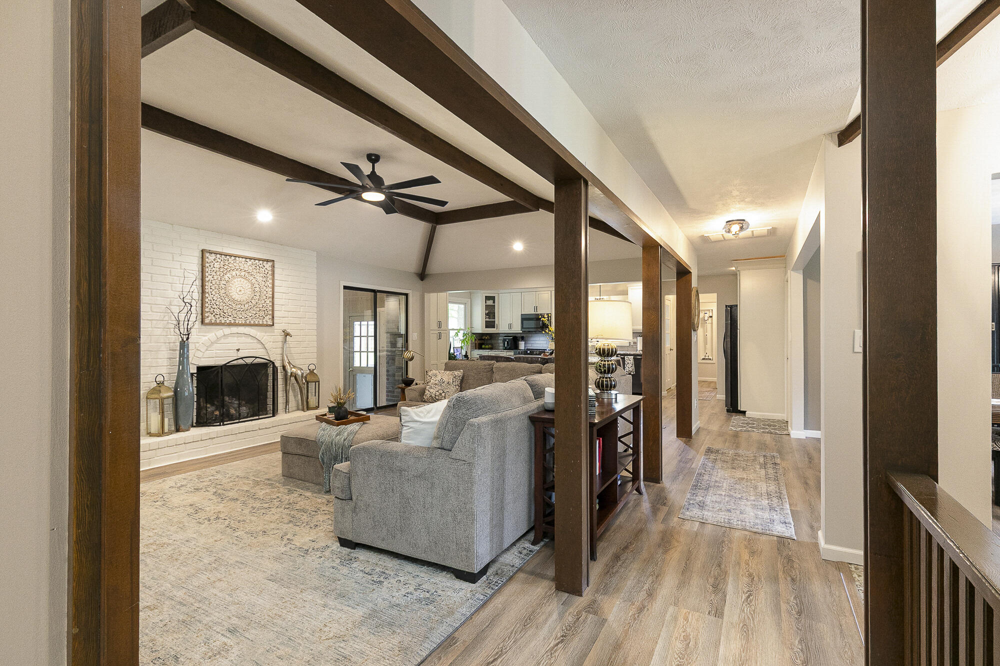 4845 South Ash Avenue Property Photo 14