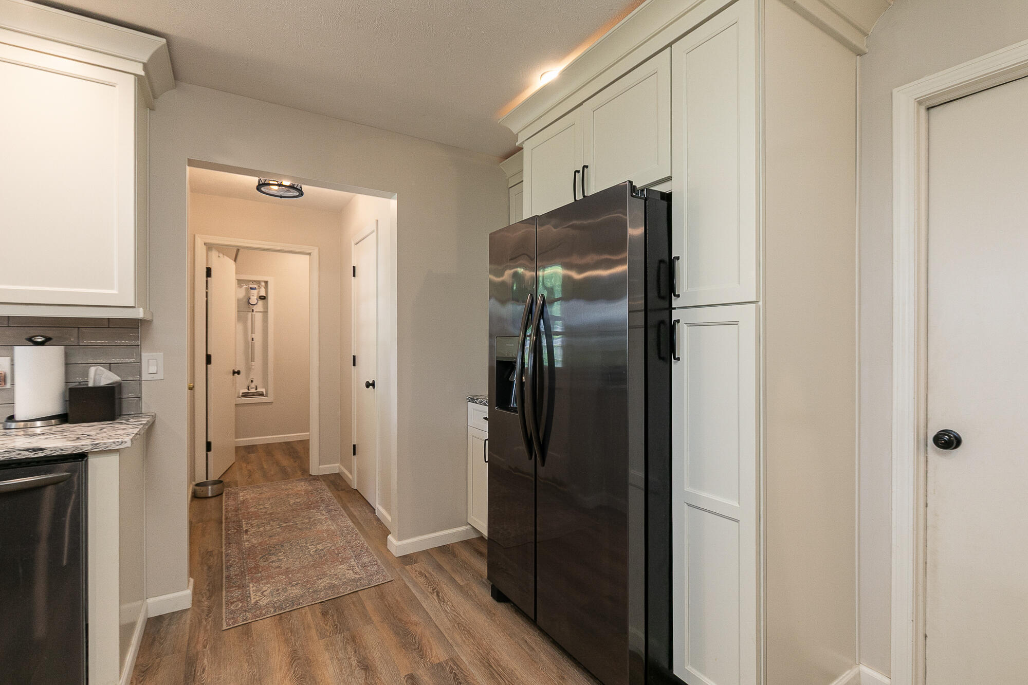 4845 South Ash Avenue Property Photo 16