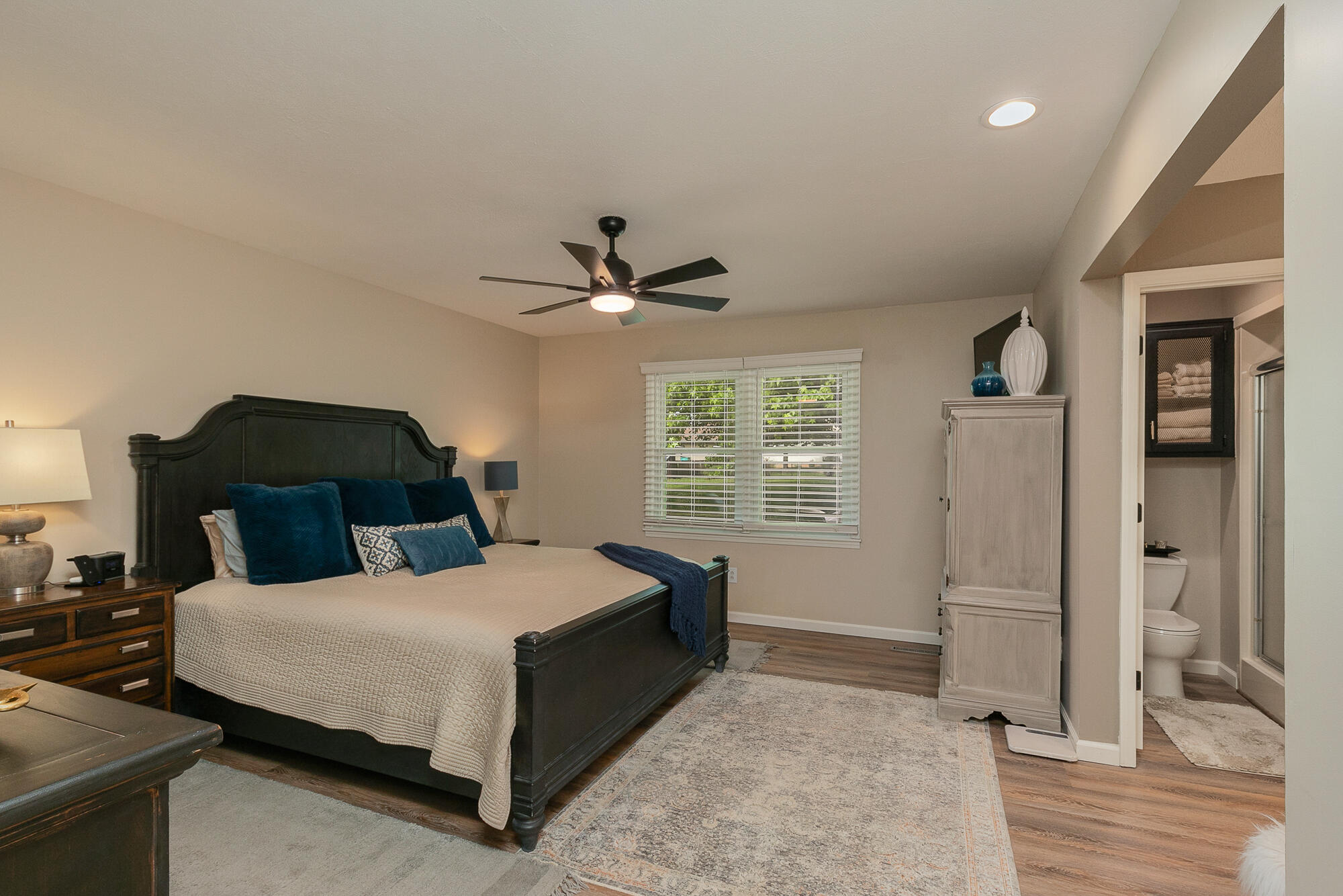 4845 South Ash Avenue Property Photo 22