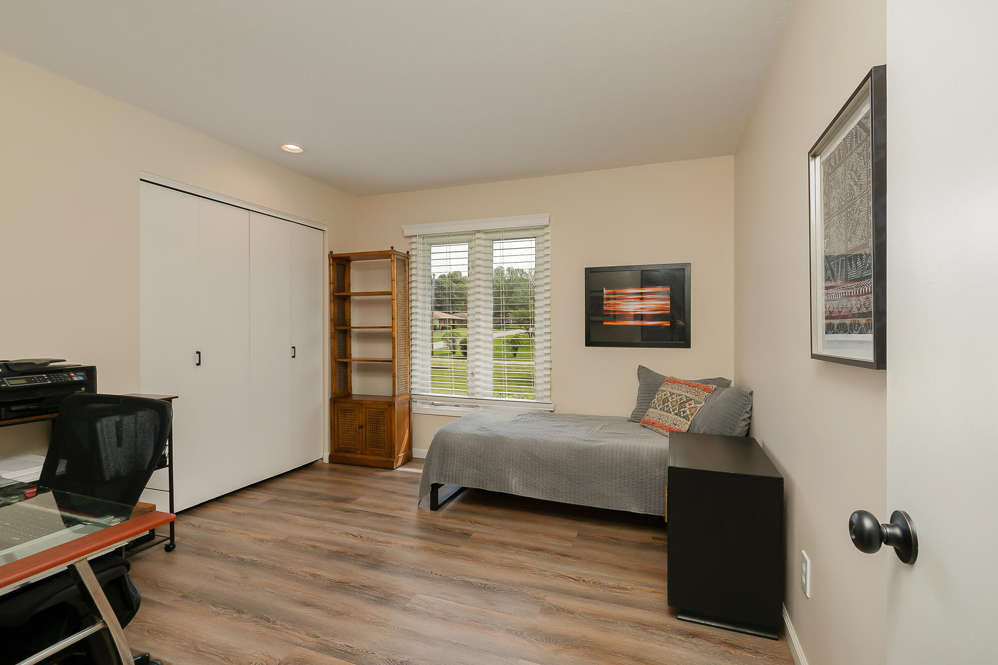 4845 South Ash Avenue Property Photo 27