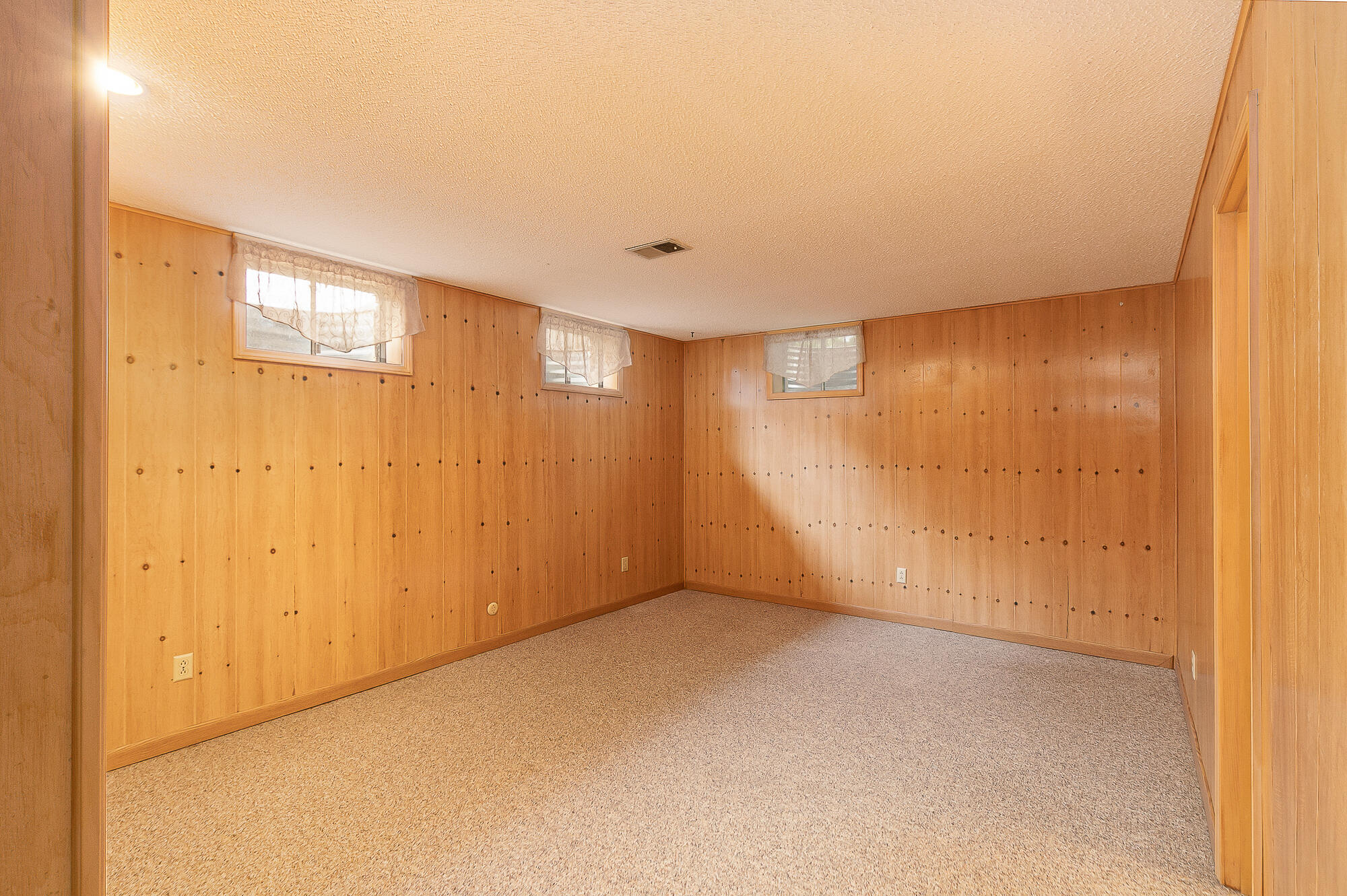 4845 South Ash Avenue Property Photo 38
