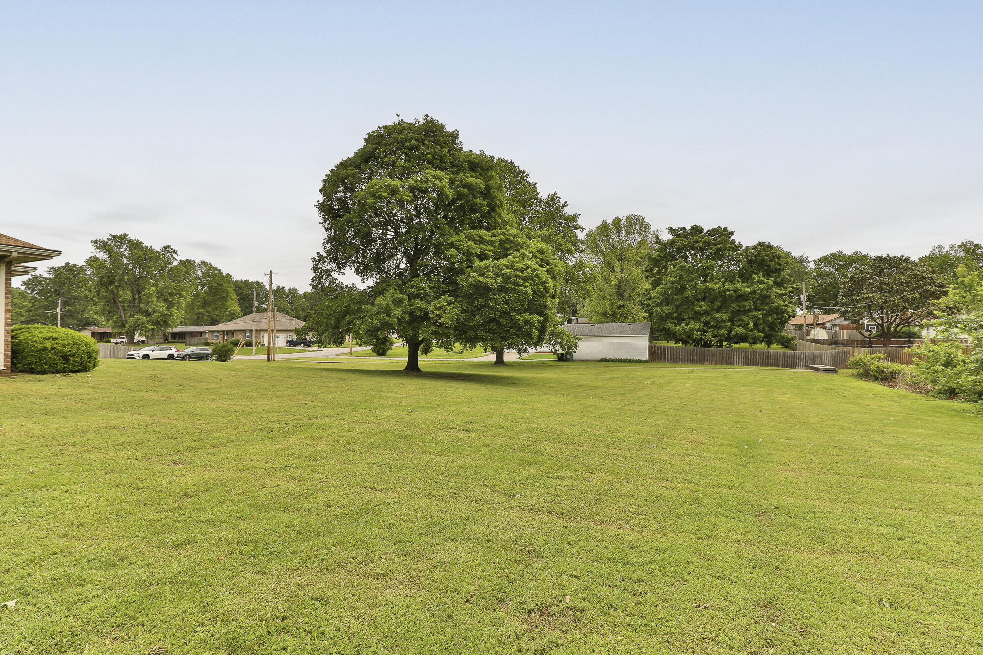 4845 South Ash Avenue Property Photo 48