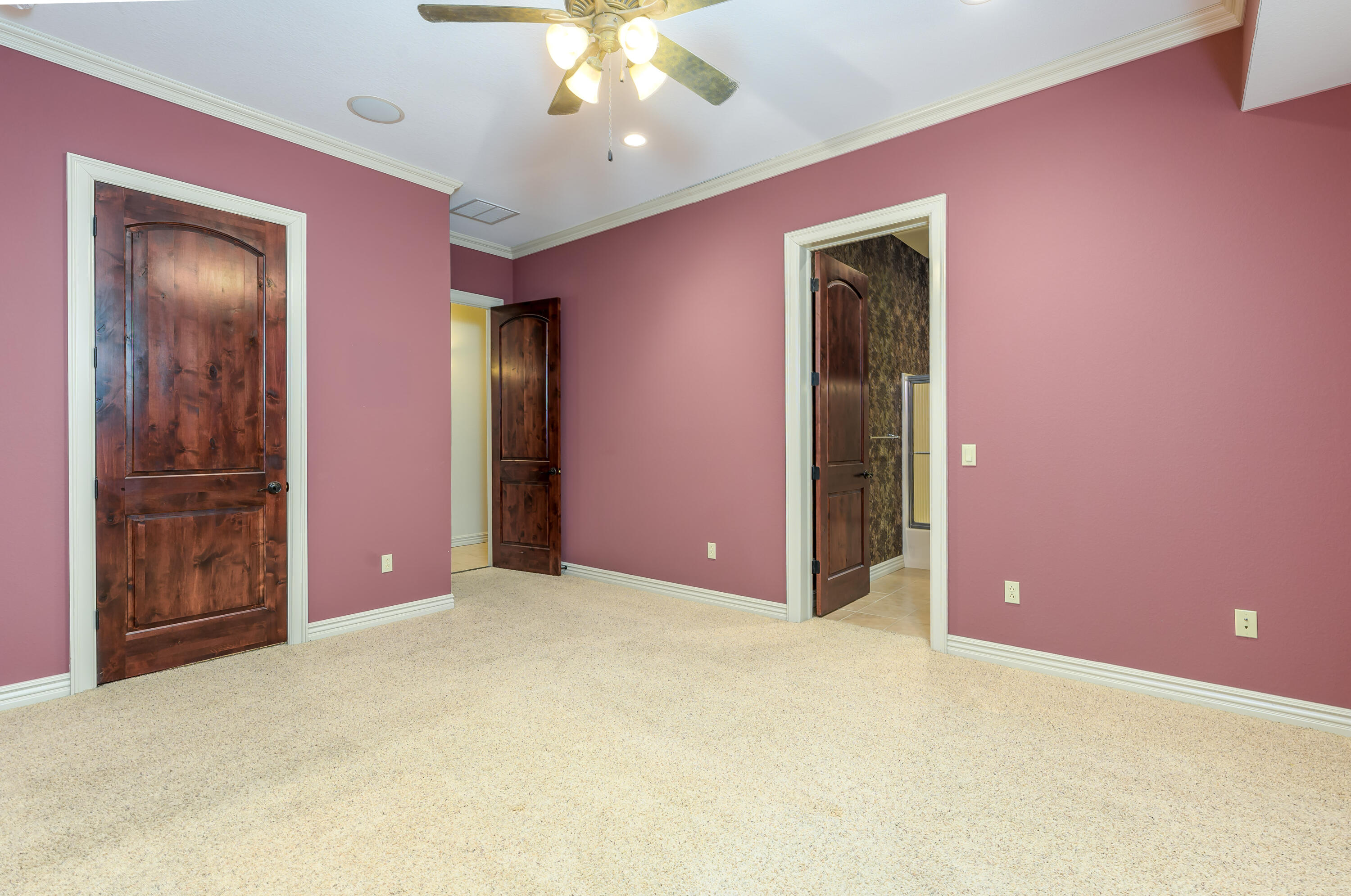 20478 Lawrence 2180 Property Photo 41