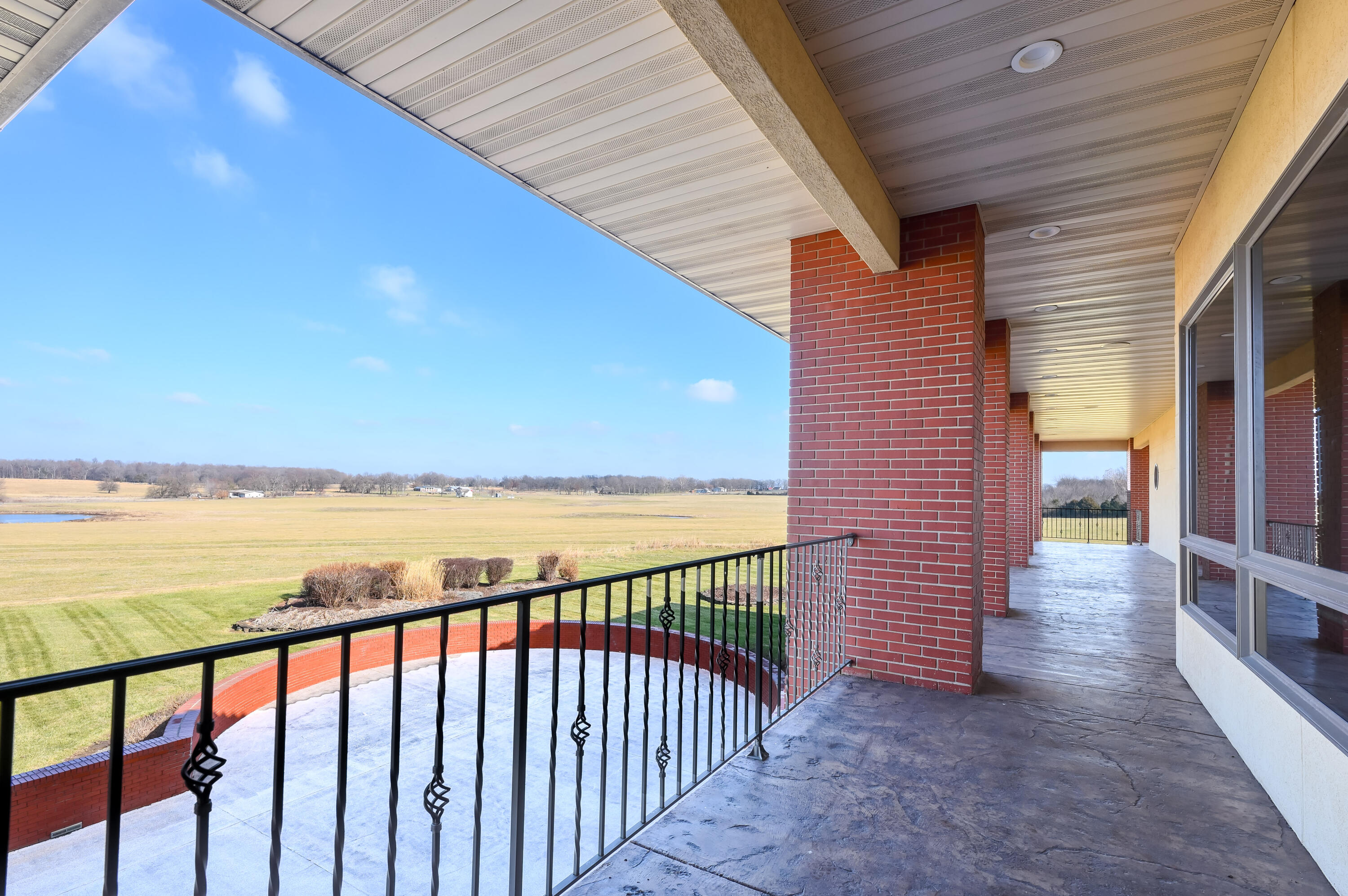 20478 Lawrence 2180 Property Photo 65