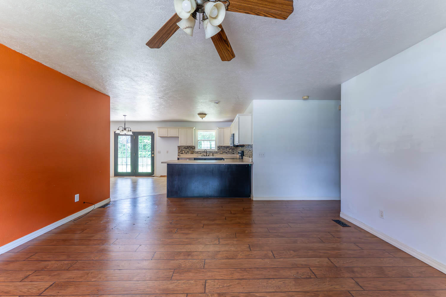 444 Regina Avenue Property Photo 13