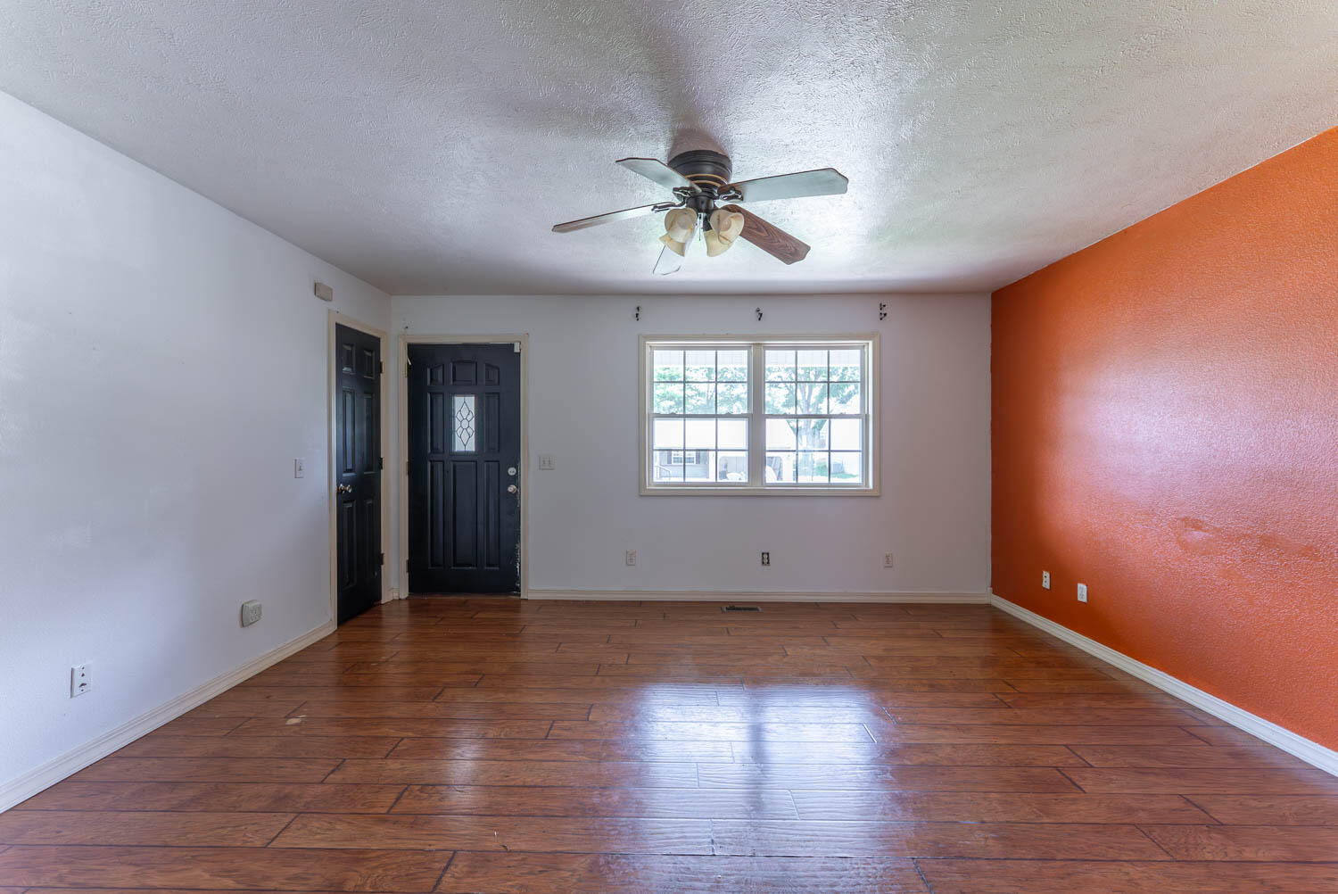444 Regina Avenue Property Photo 15