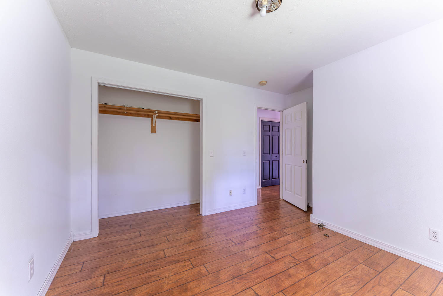 444 Regina Avenue Property Photo 20