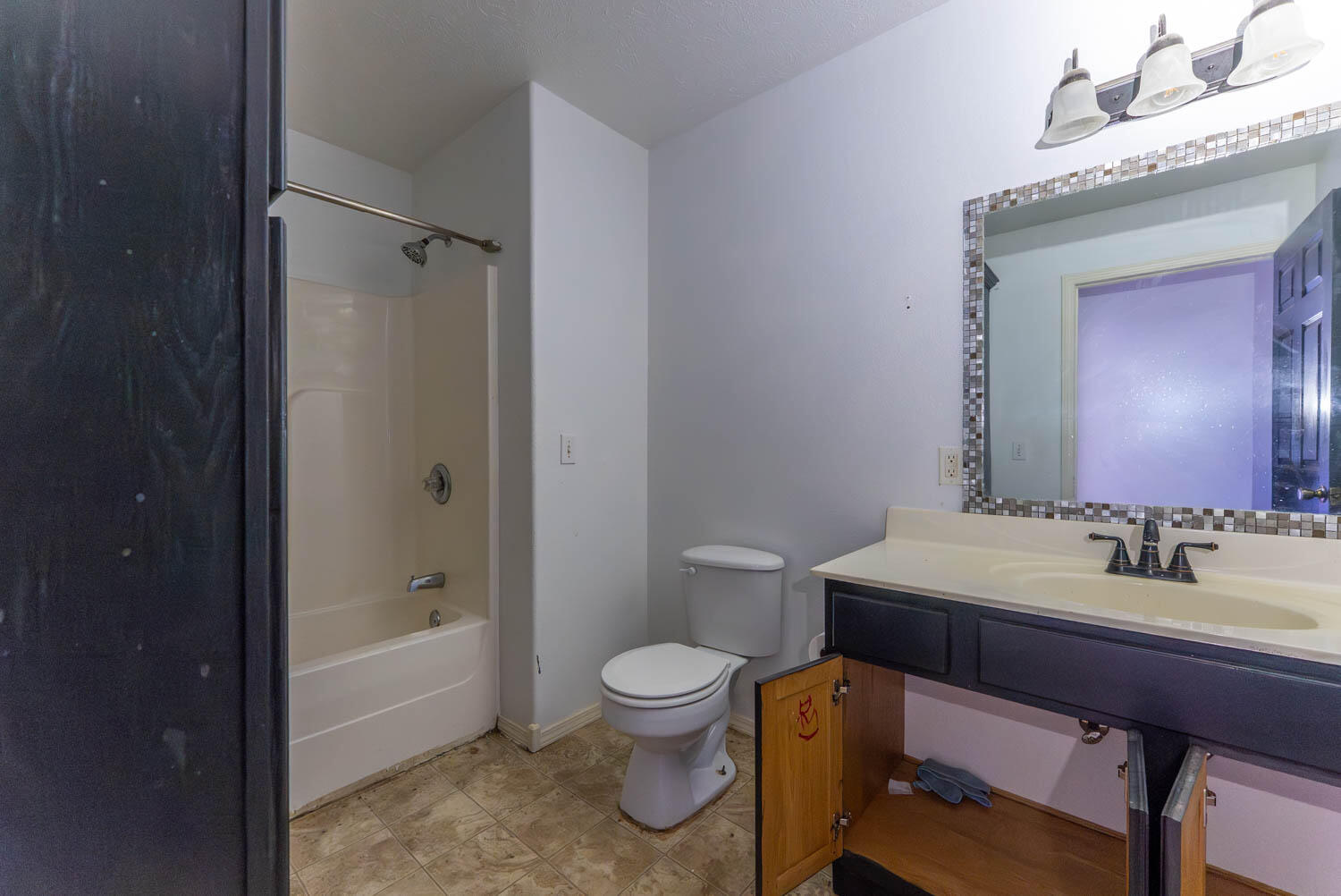 444 Regina Avenue Property Photo 21