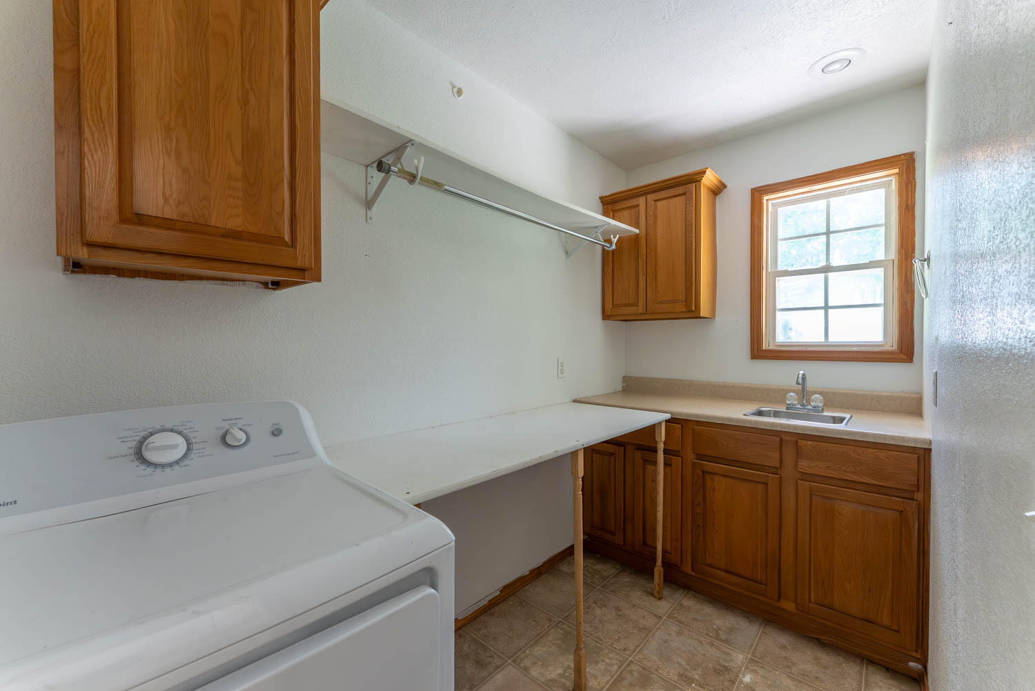 444 Regina Avenue Property Photo 28