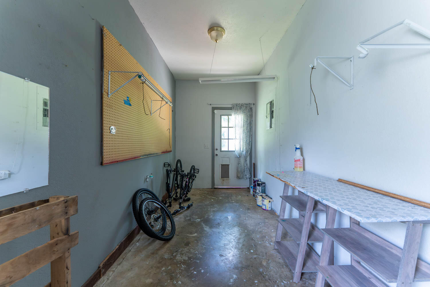 444 Regina Avenue Property Photo 32