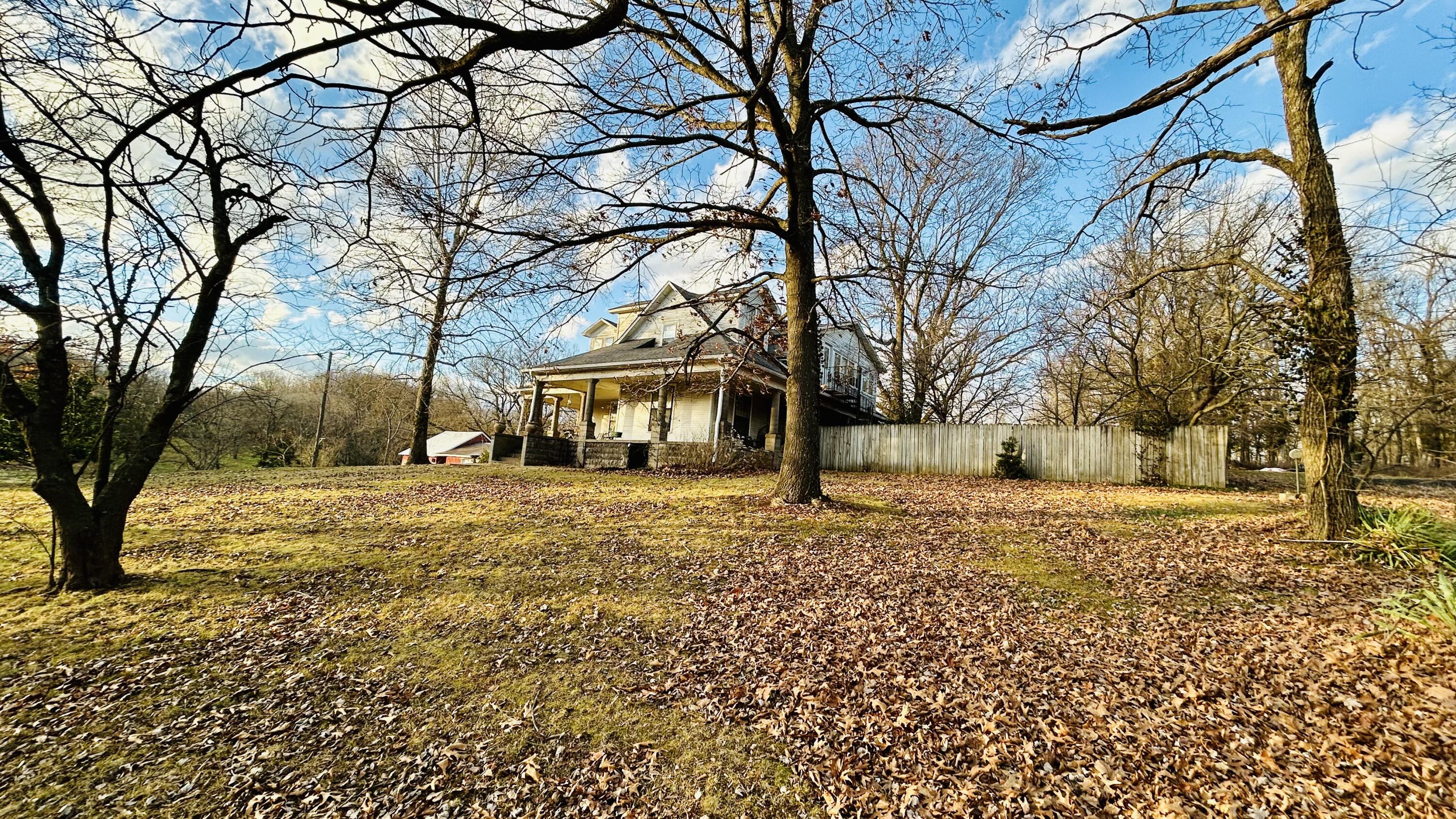 22539 Lawrence 1040 Property Photo 2