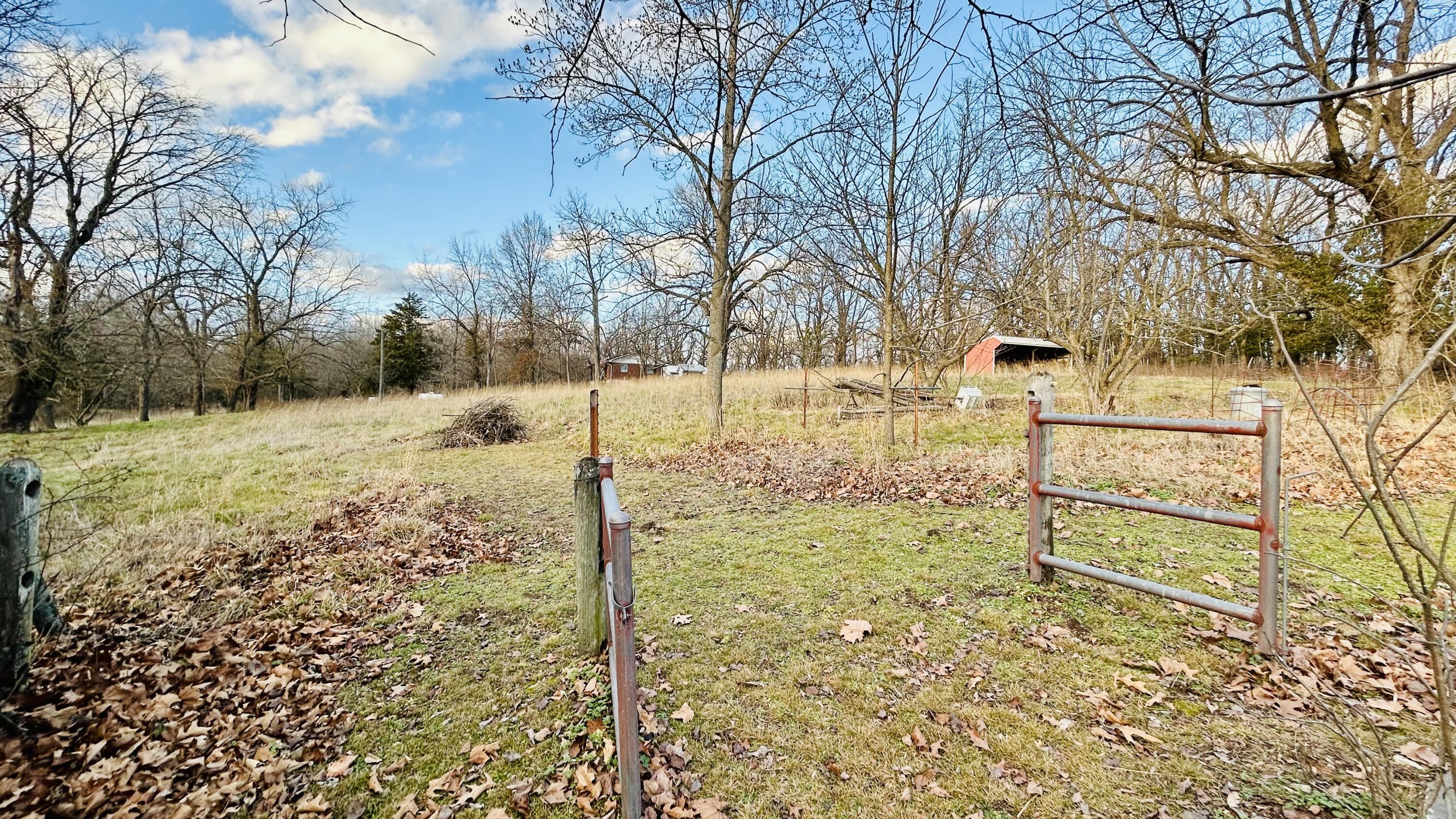22539 Lawrence 1040 Property Photo 9