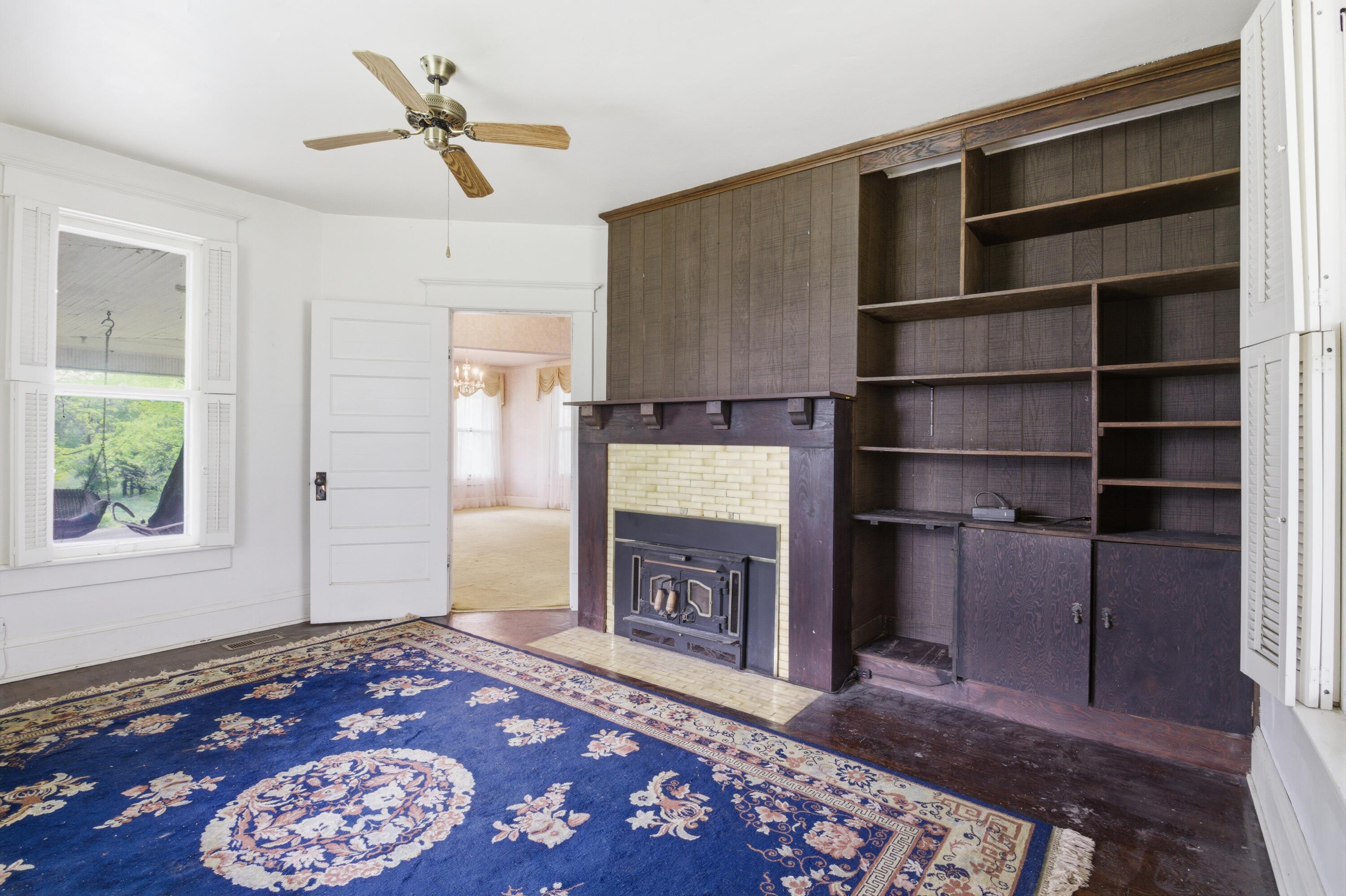 22539 Lawrence 1040 Property Photo 20