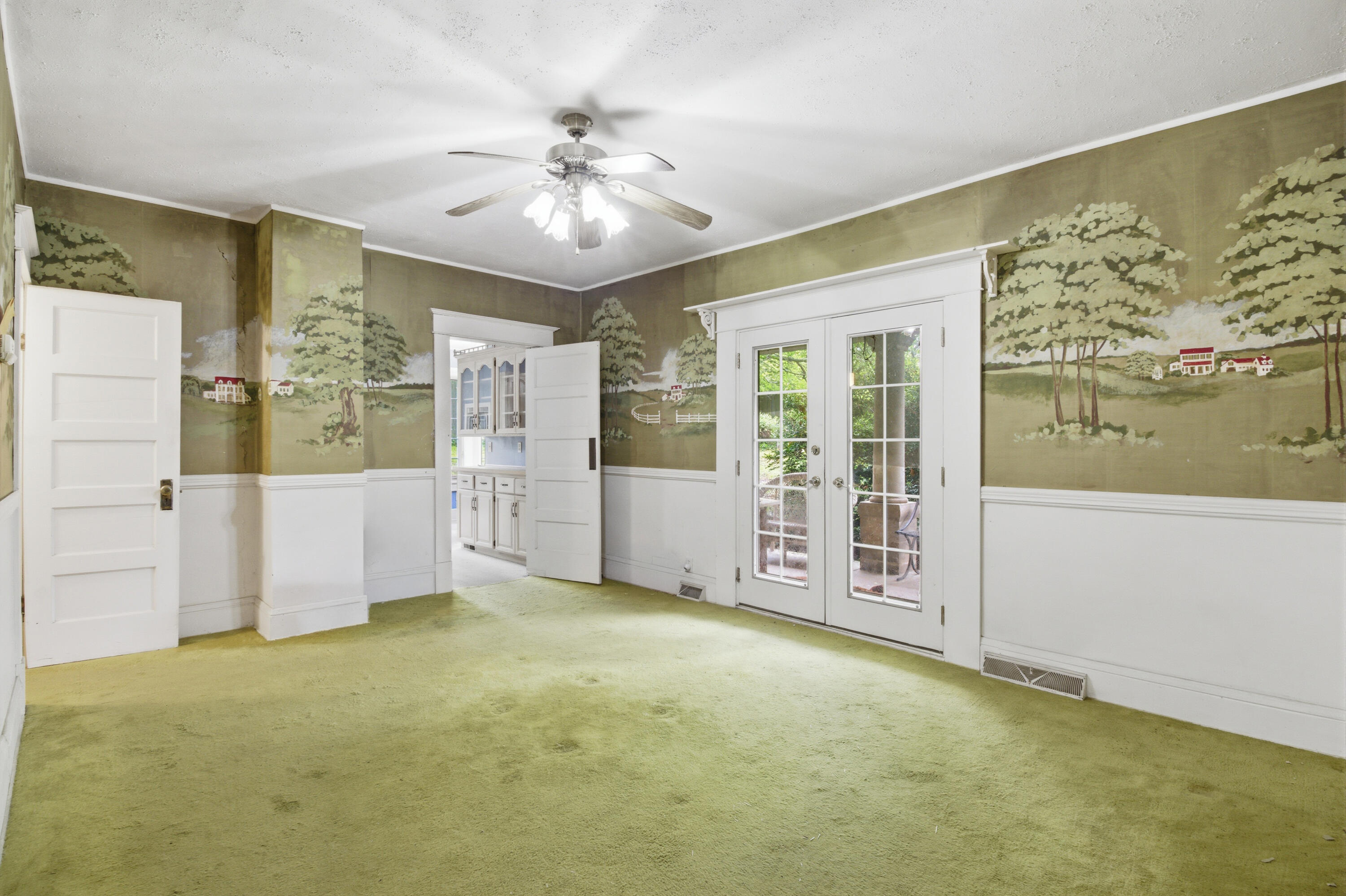 22539 Lawrence 1040 Property Photo 24