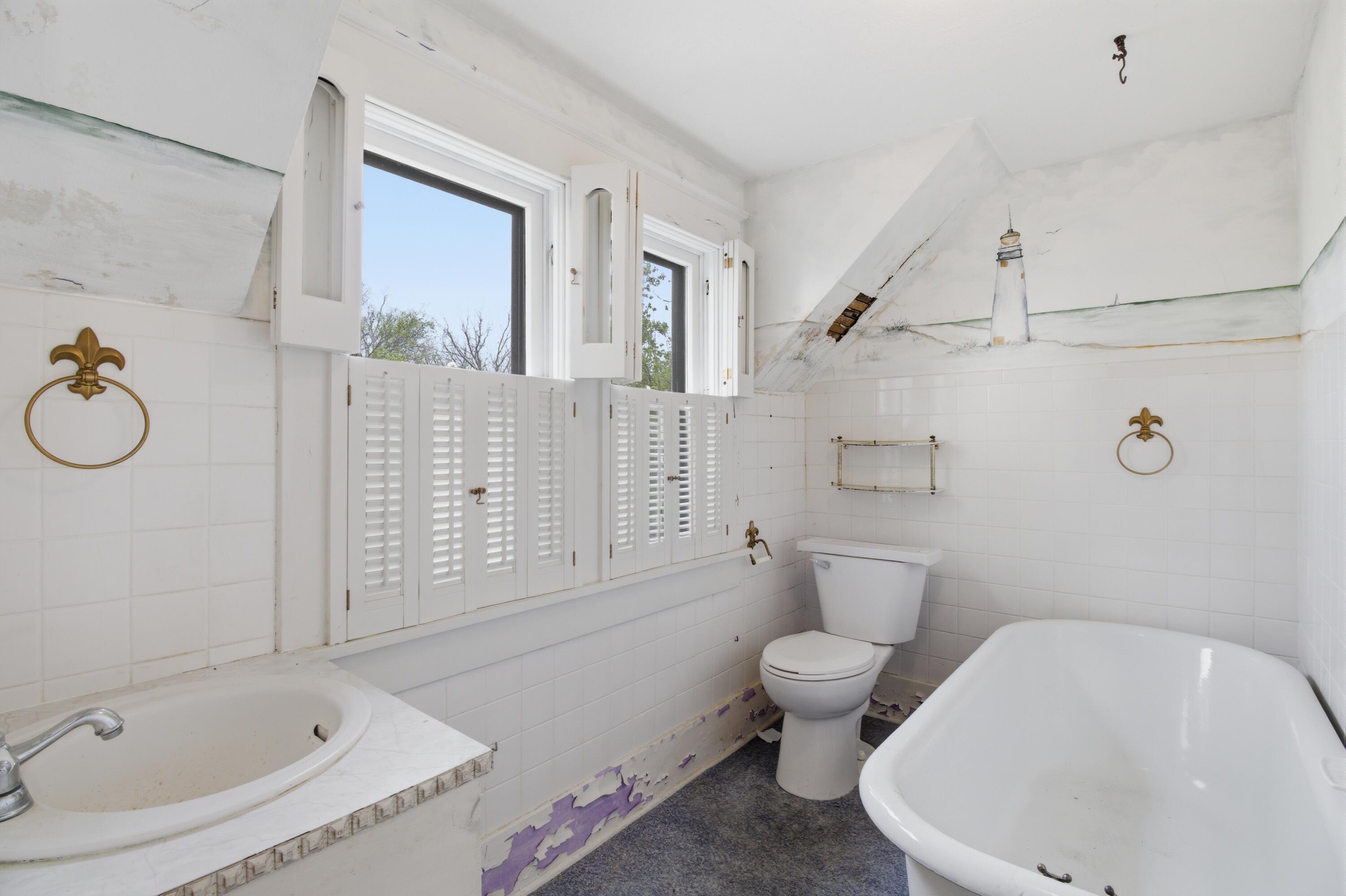 22539 Lawrence 1040 Property Photo 34
