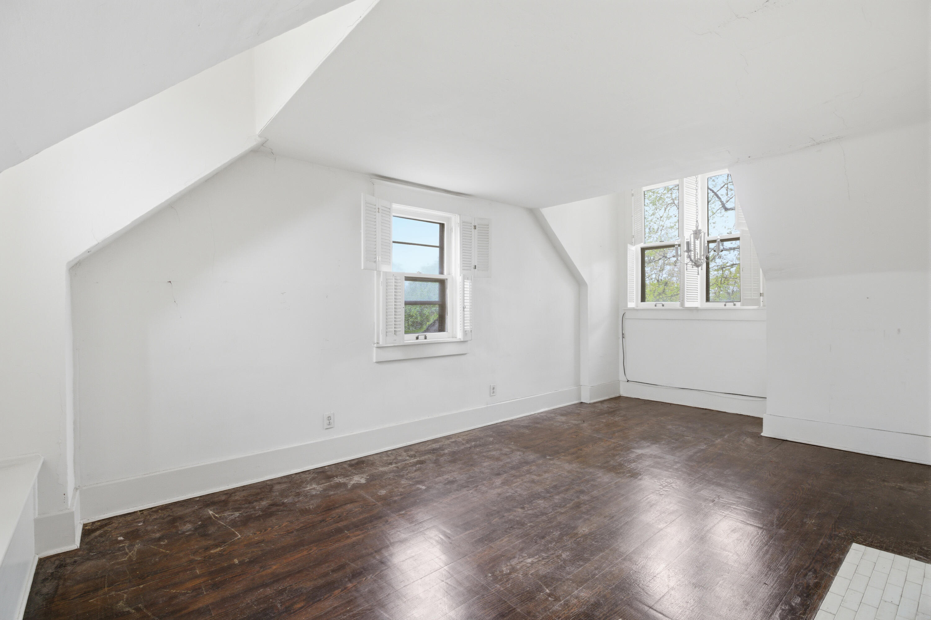 22539 Lawrence 1040 Property Photo 36