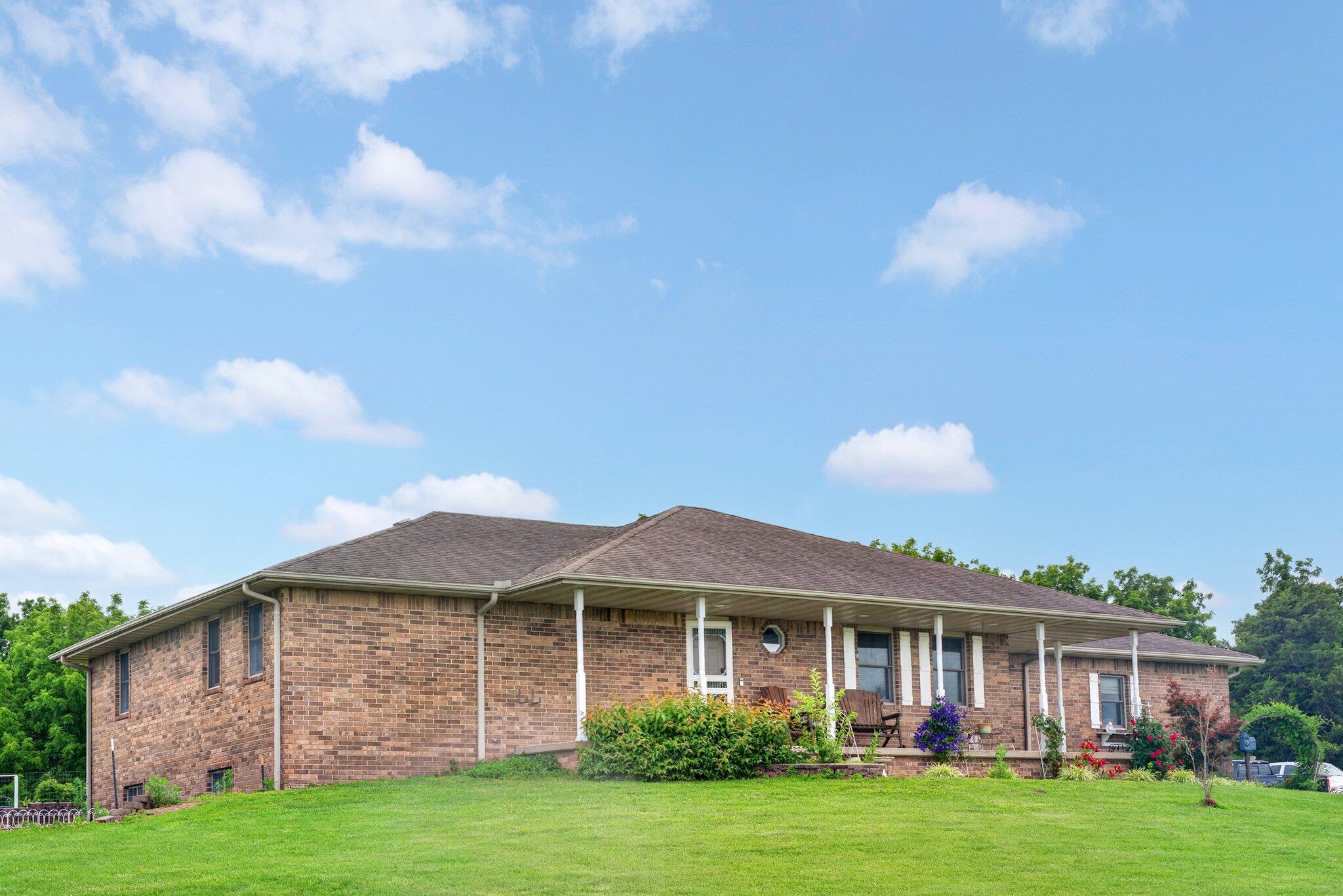 11763 Highway V Property Photo 2