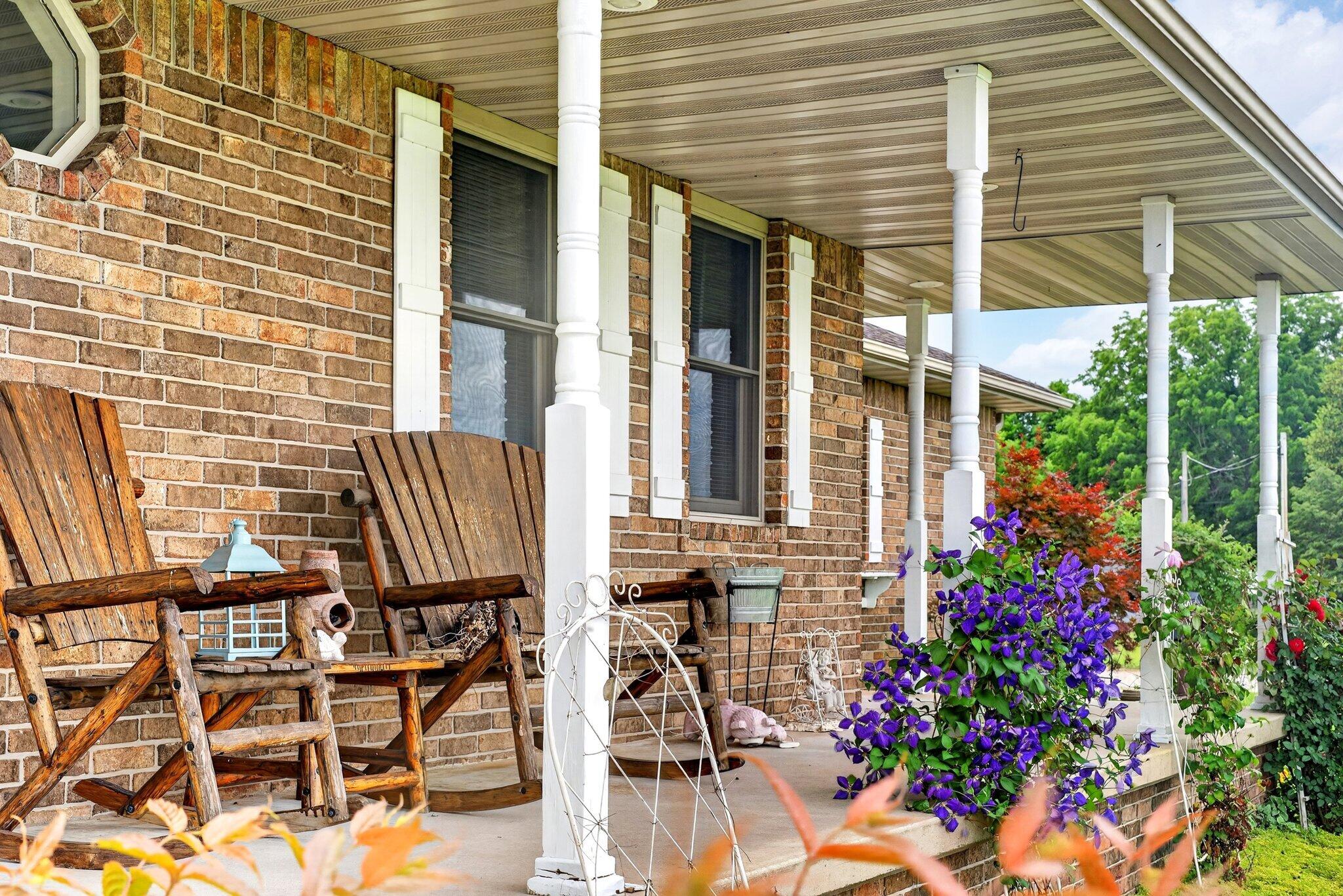 11763 Highway V Property Photo 4