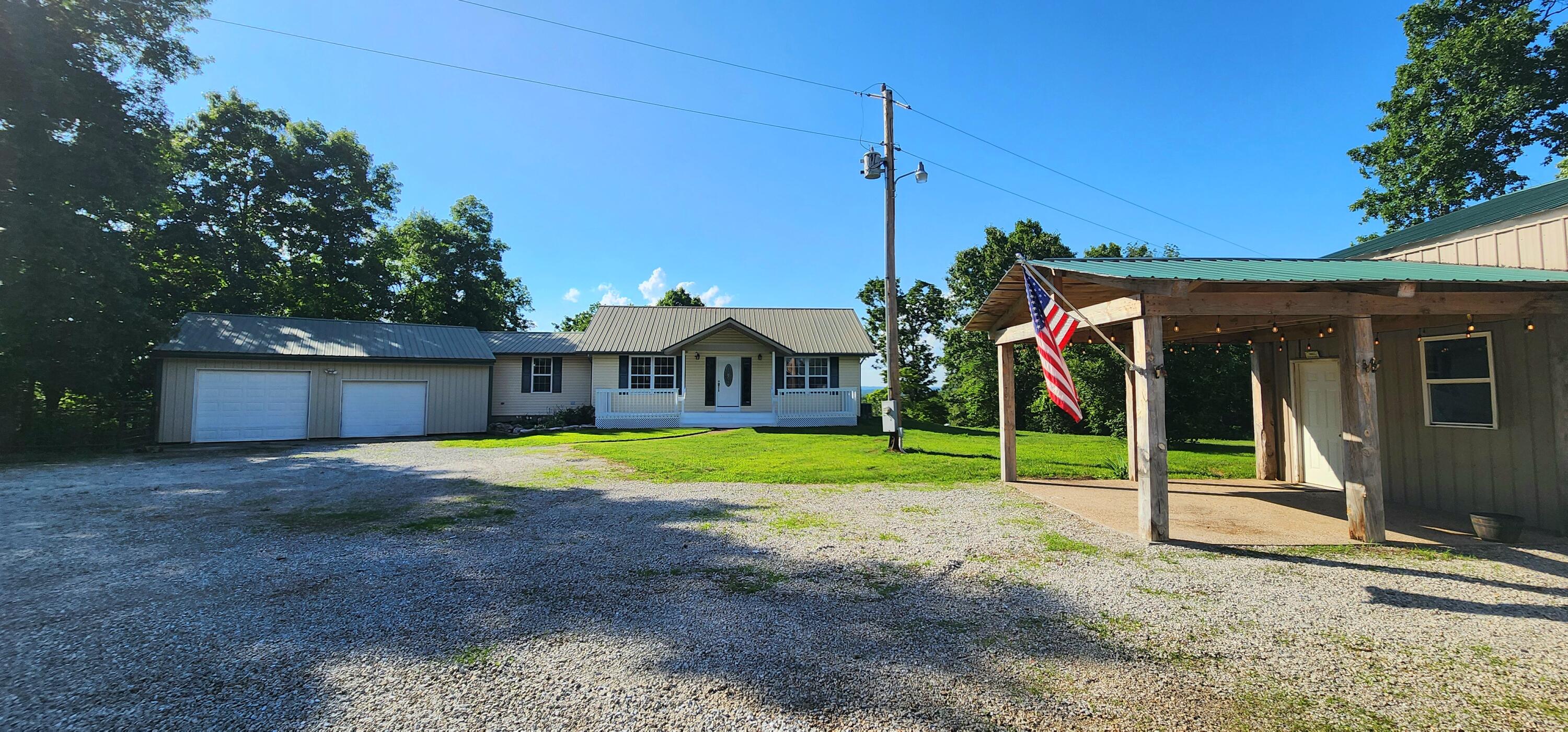 17529 St Highway U Property Photo 1