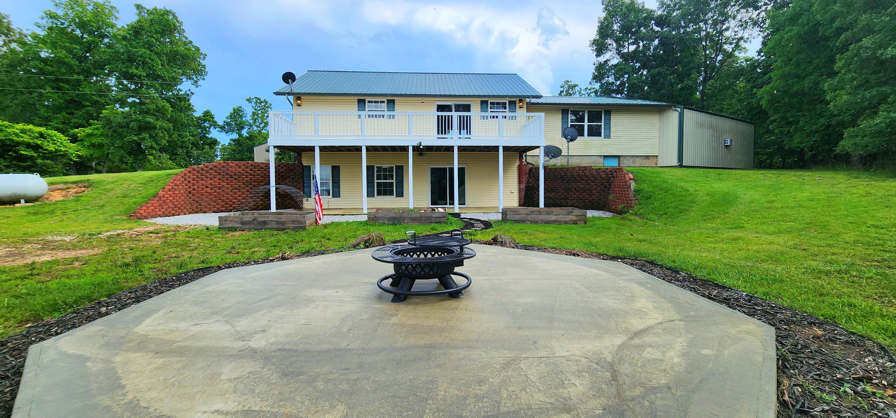 17529 St Highway U Property Photo 2