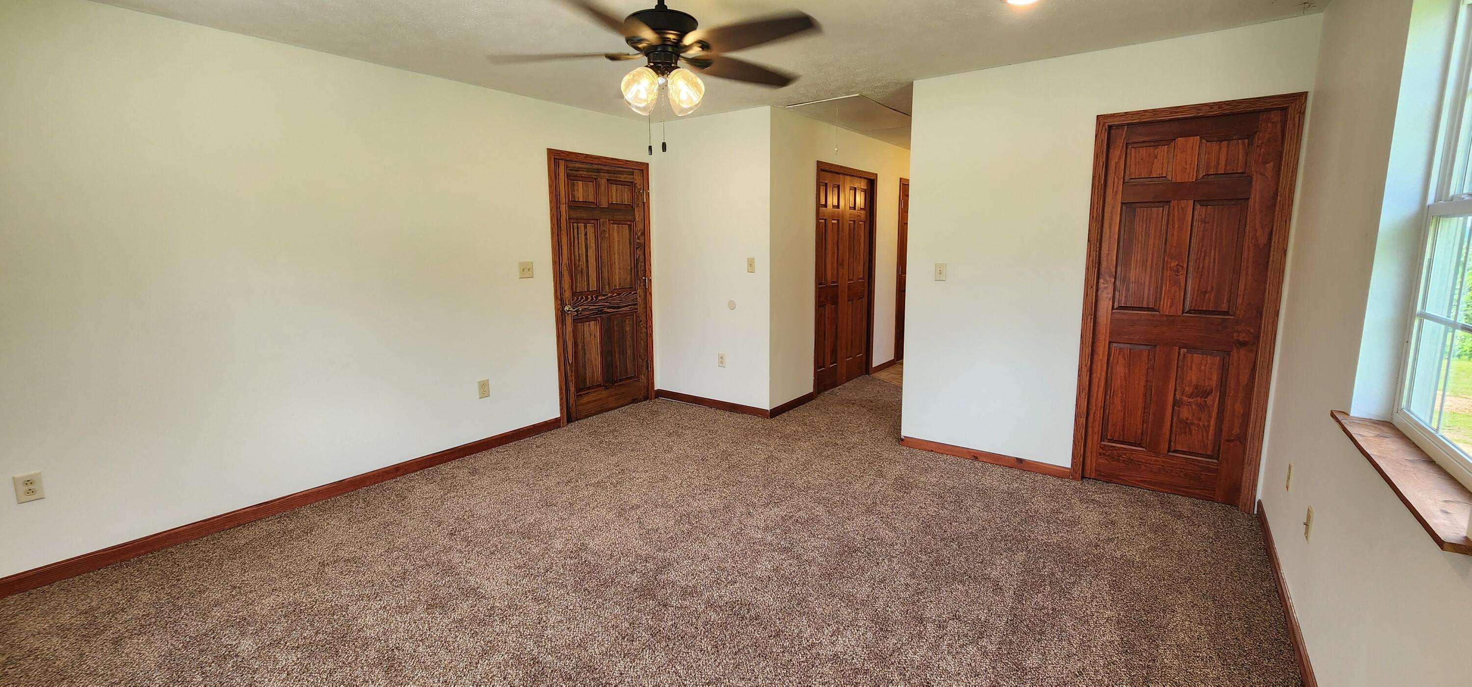 17529 St Highway U Property Photo 11