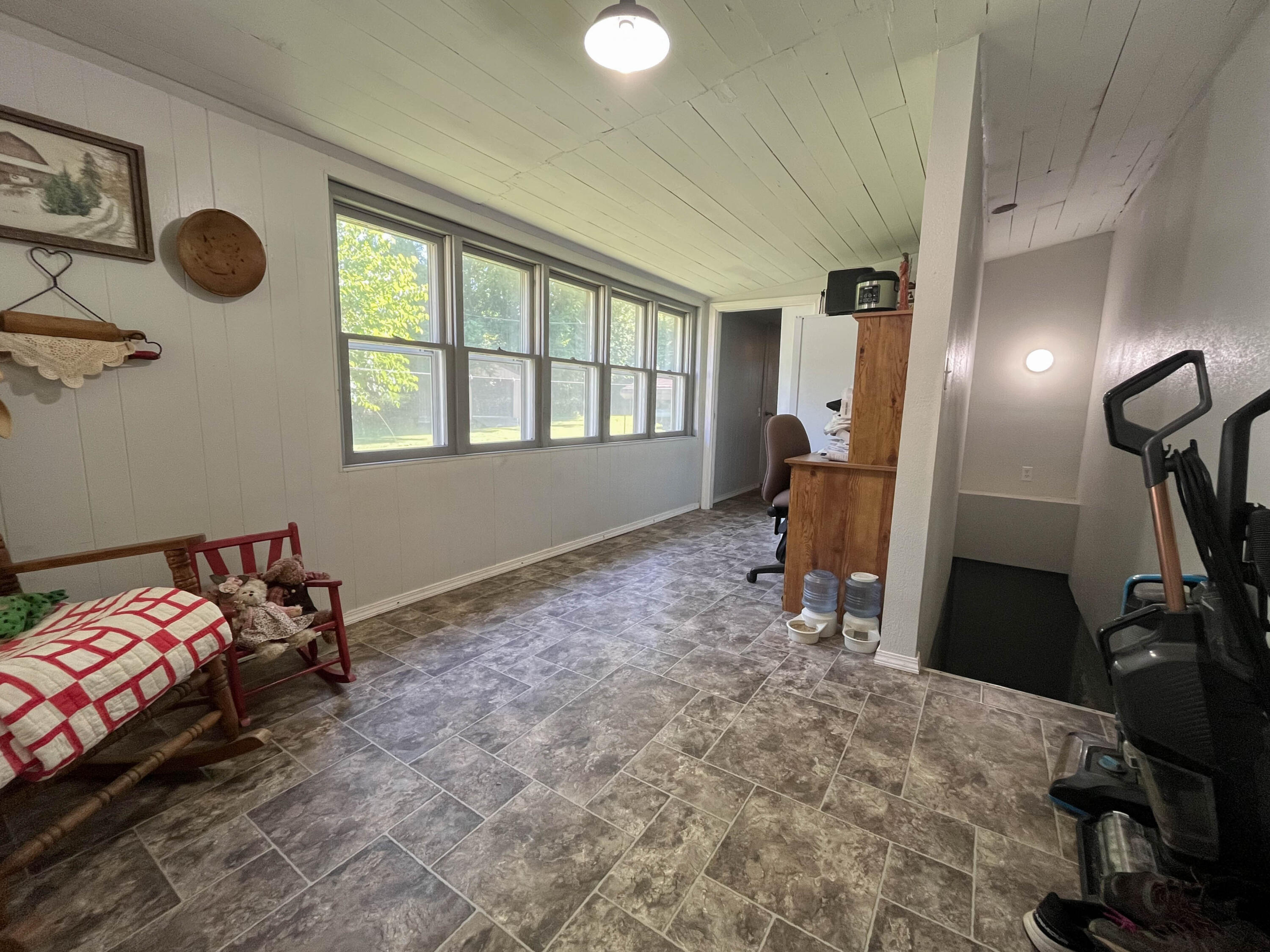 313 Beatrice Street Property Photo 25