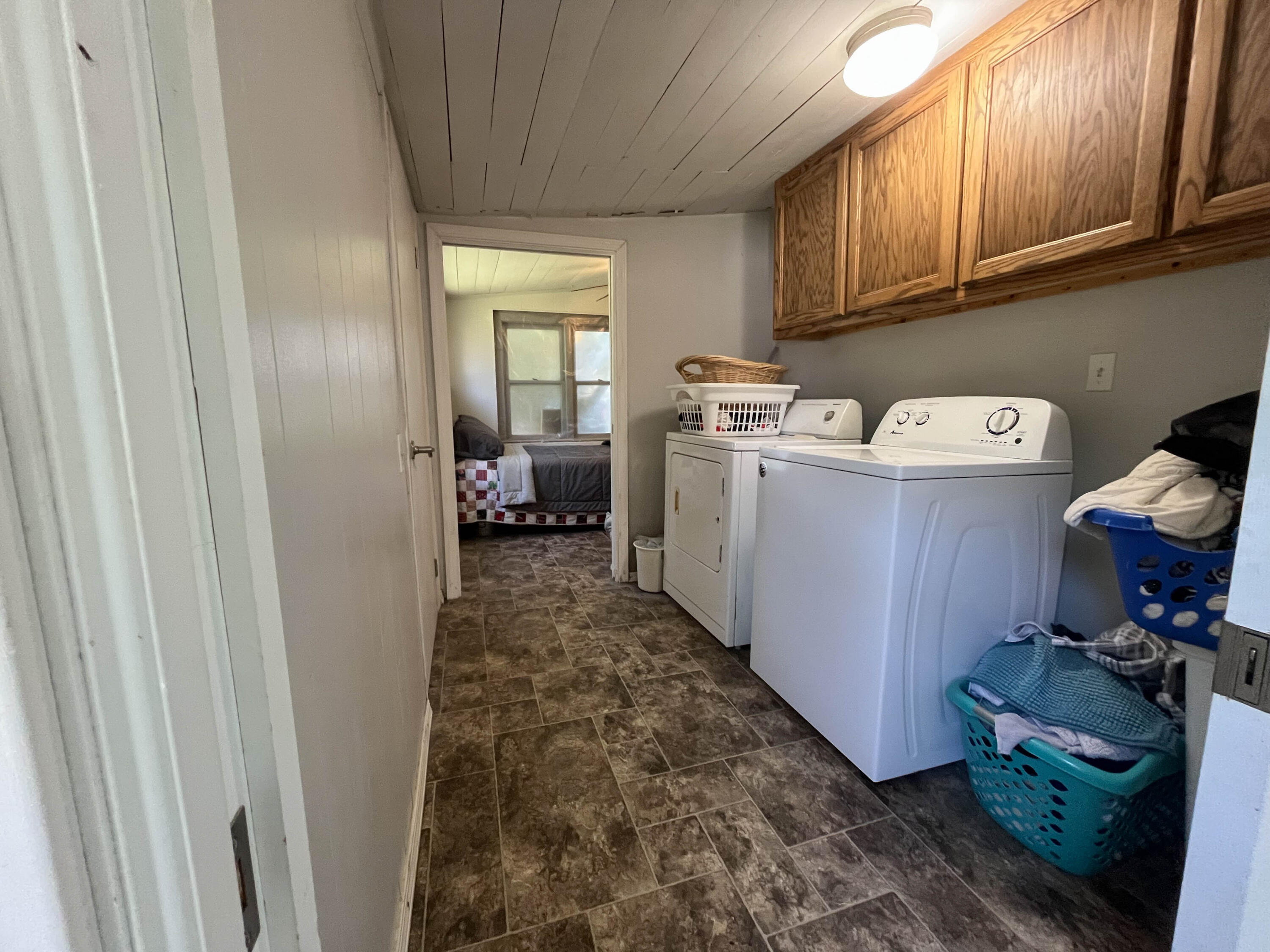 313 Beatrice Street Property Photo 26