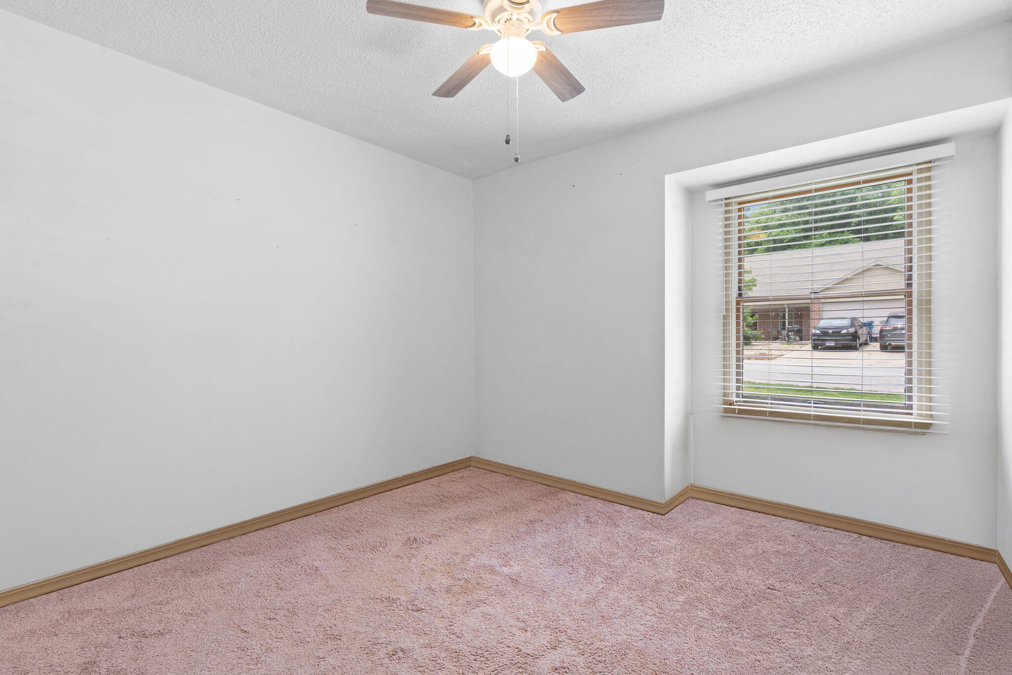 27 Lakeshore Drive A & B Property Photo 9