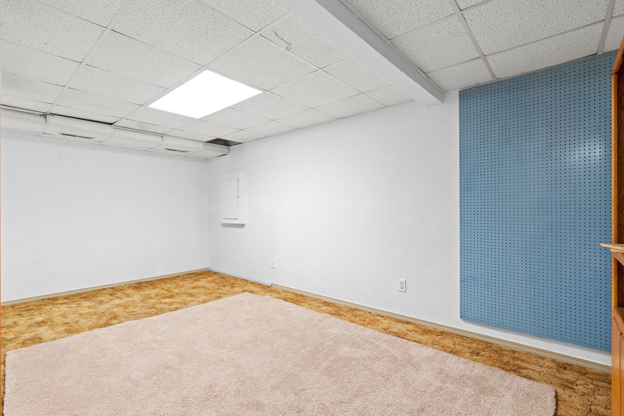 27 Lakeshore Drive A & B Property Photo 14