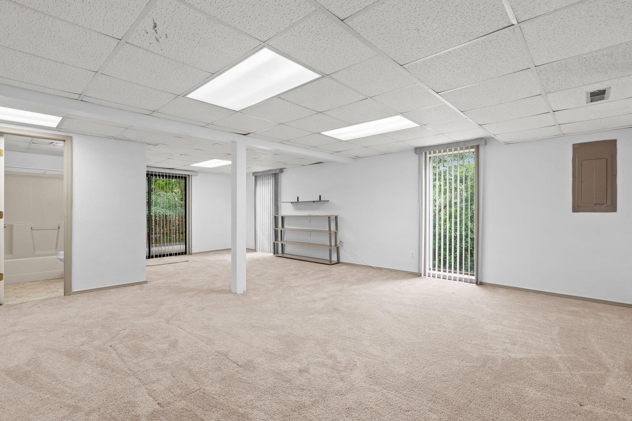 27 Lakeshore Drive A & B Property Photo 15