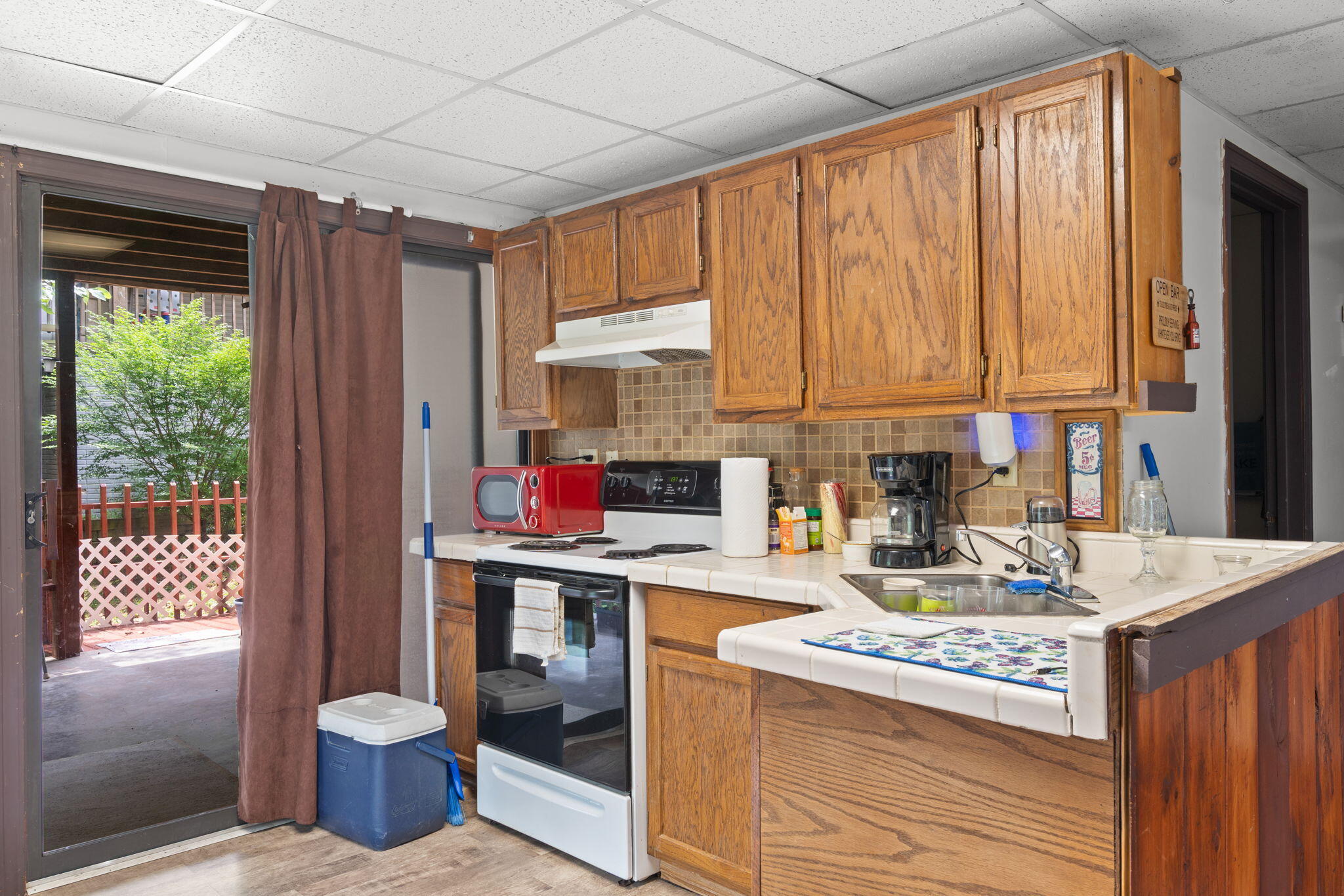 27 Lakeshore Drive A & B Property Photo 31