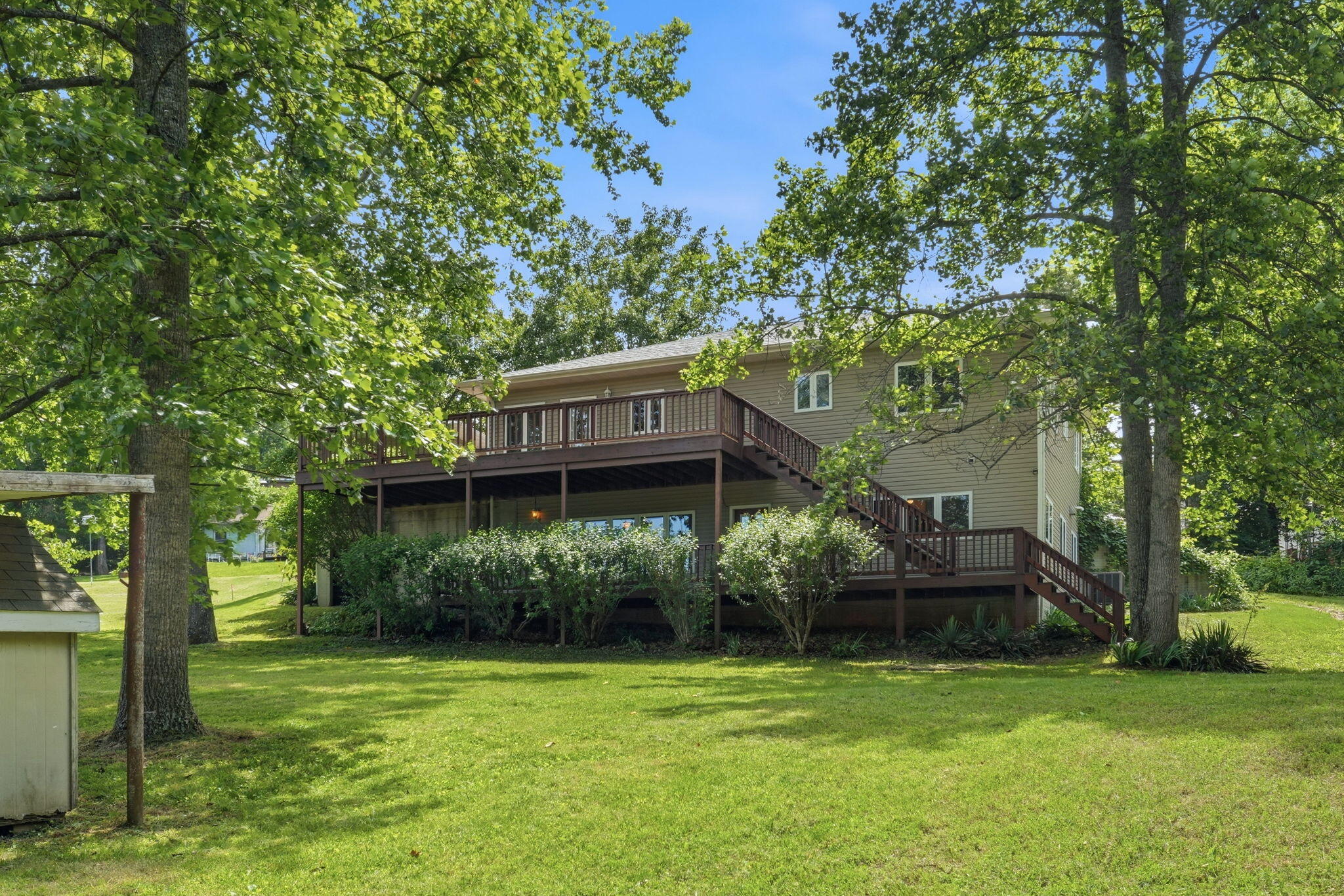 441 Cane Cove Road Property Photo 2