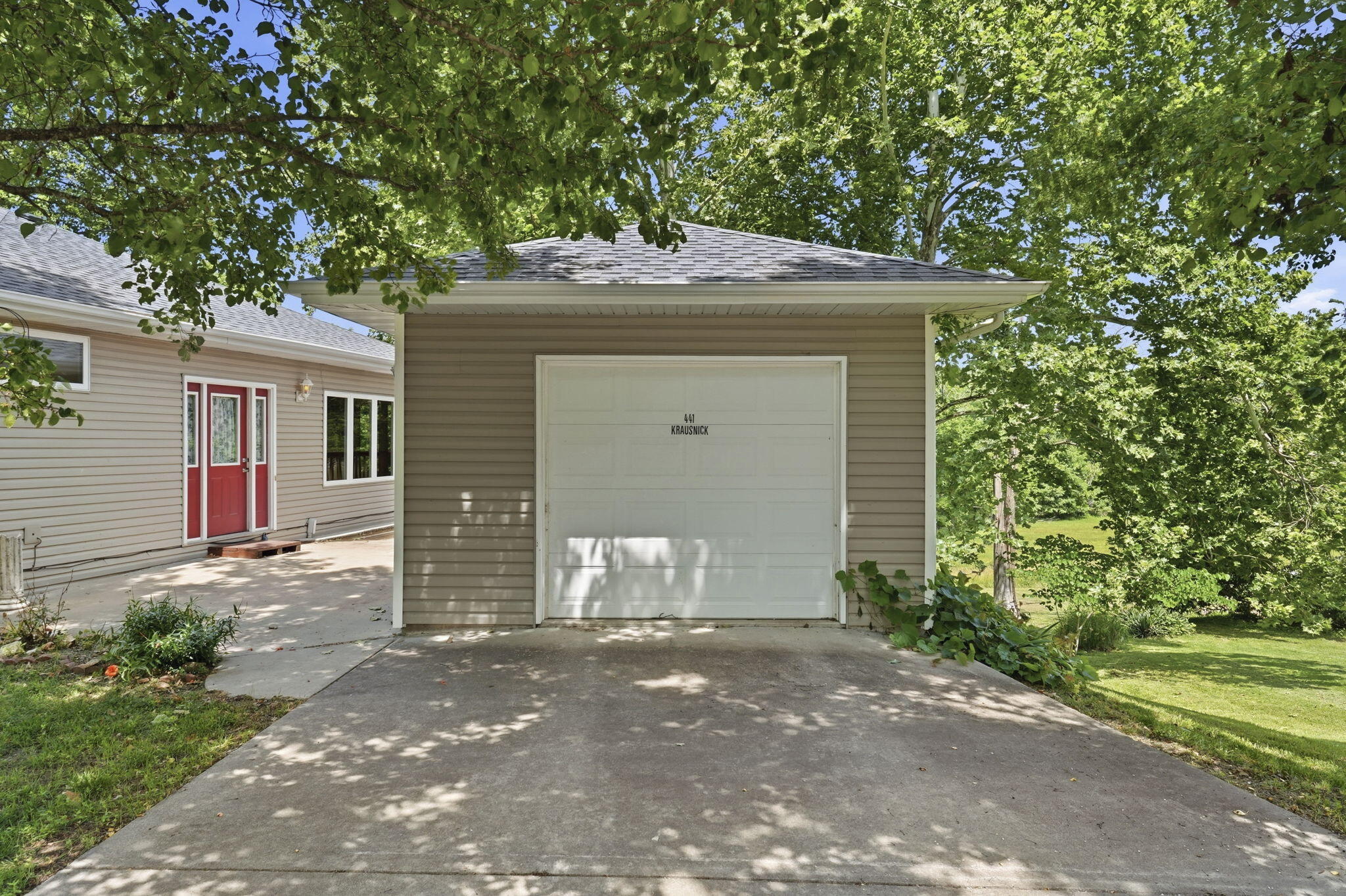 441 Cane Cove Road Property Photo 6