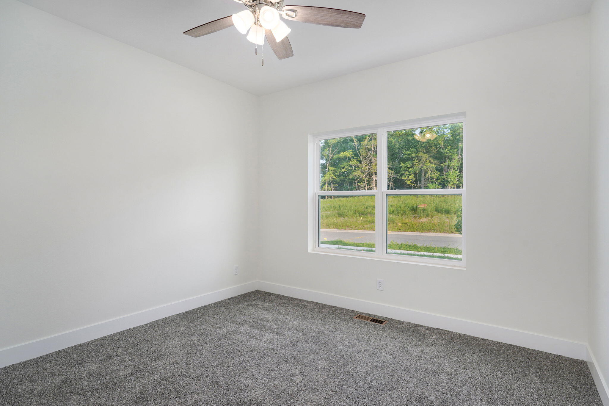 1003 West Jay Street Property Photo 22