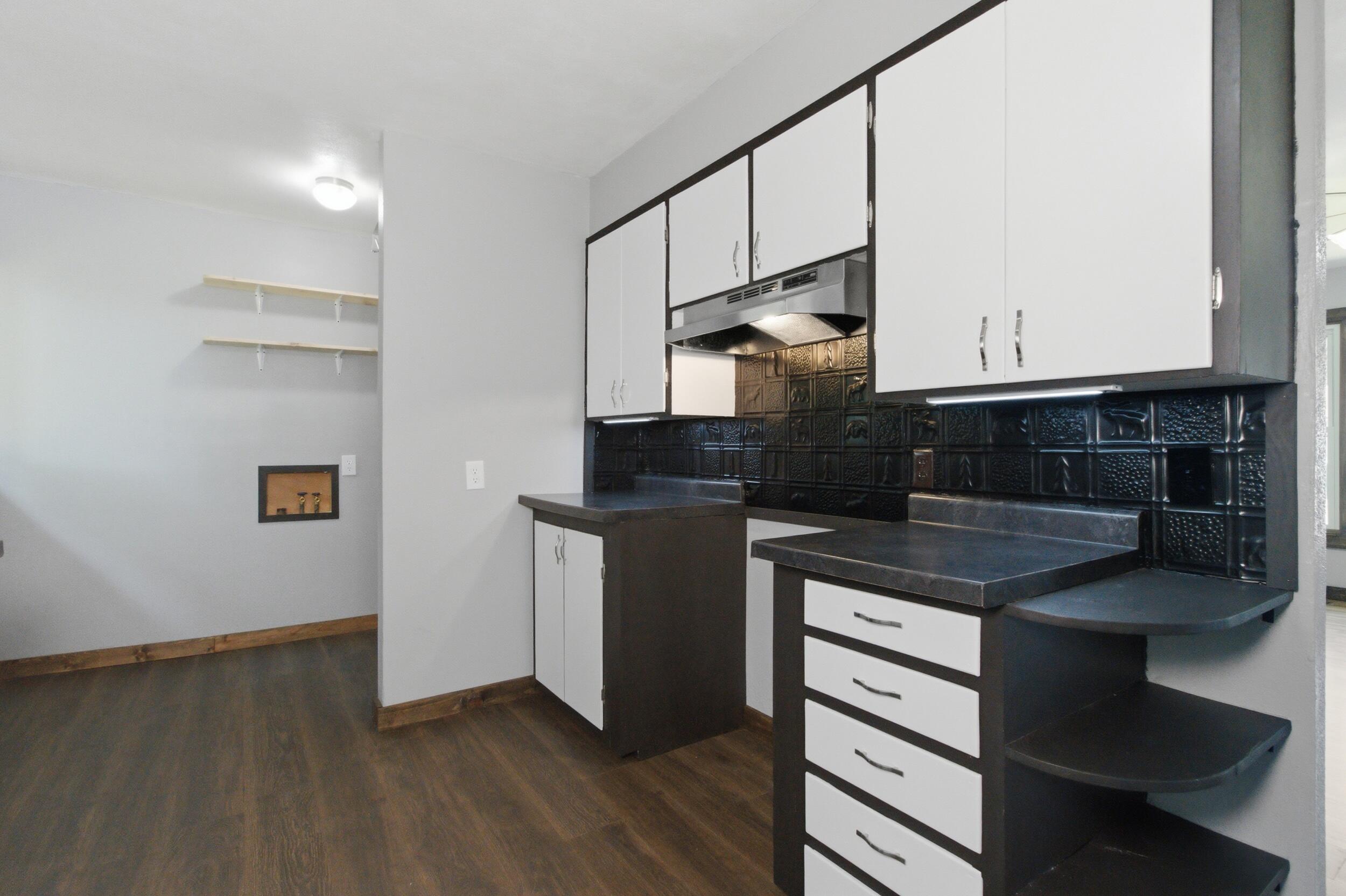 608 South High Street Property Photo 15