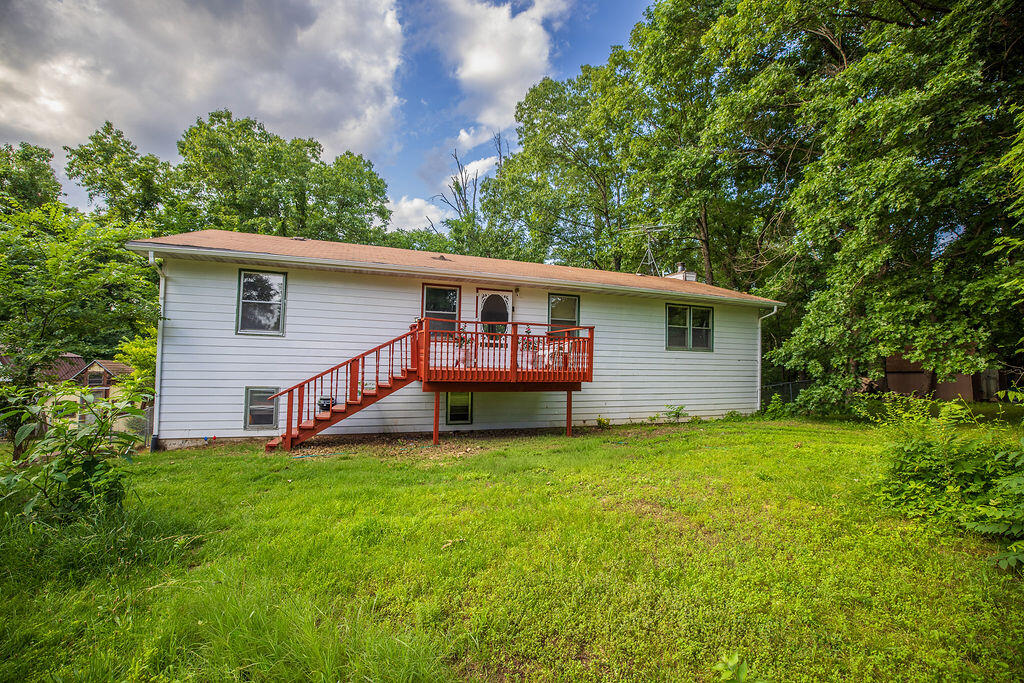 230 East Silver Creek Road Property Photo 4