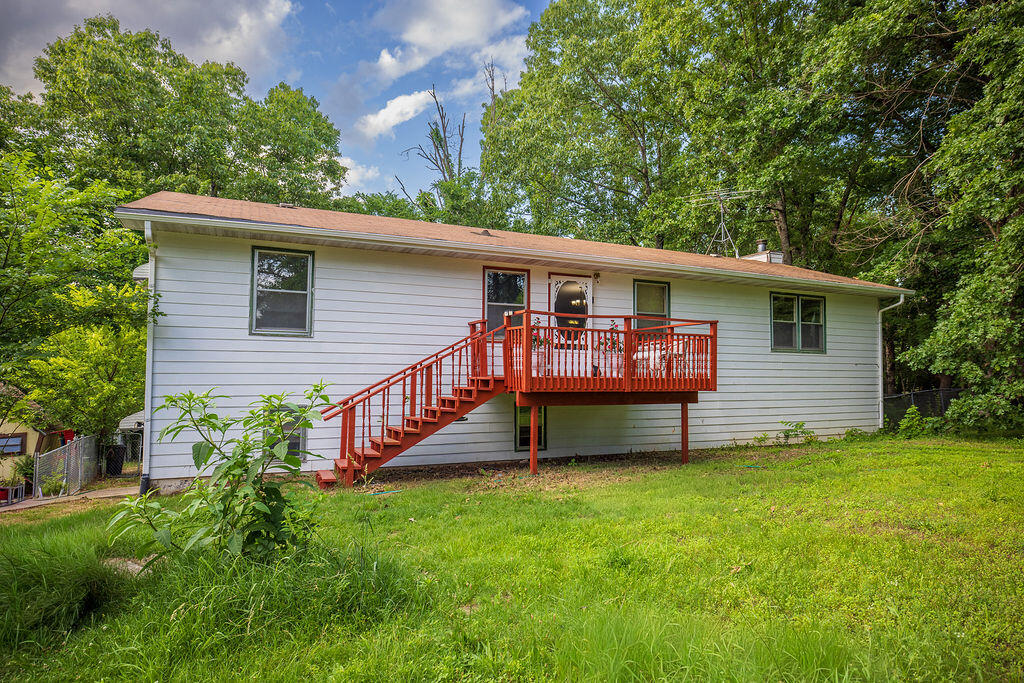 230 East Silver Creek Road Property Photo 5