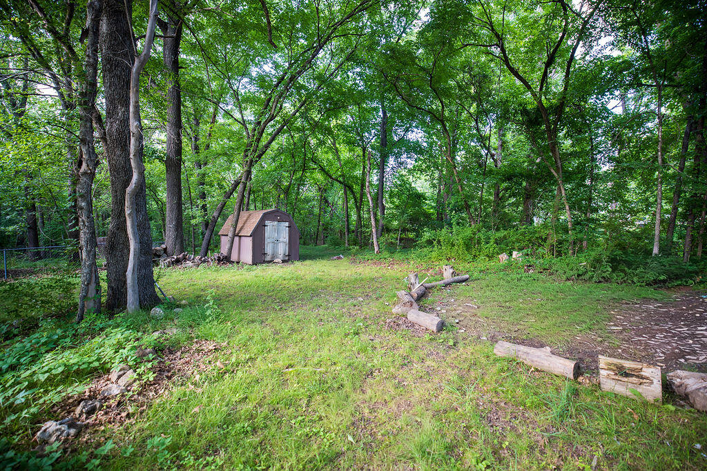230 East Silver Creek Road Property Photo 7