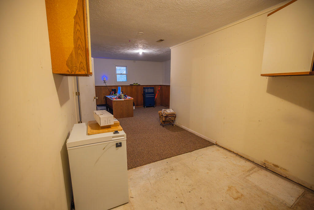 230 East Silver Creek Road Property Photo 60