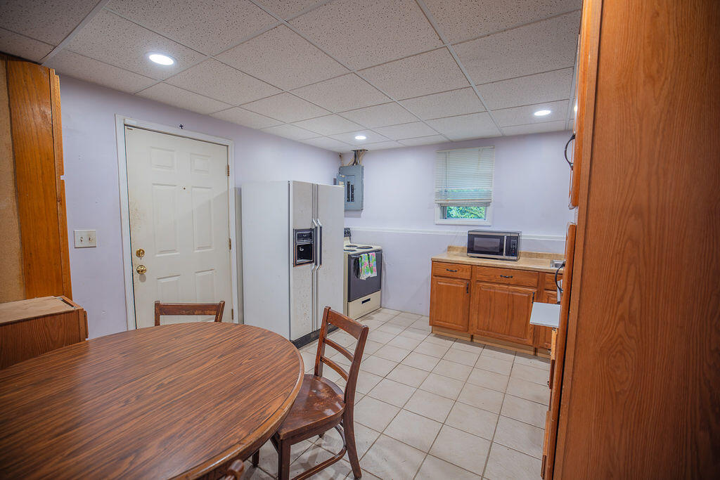 230 East Silver Creek Road Property Photo 68
